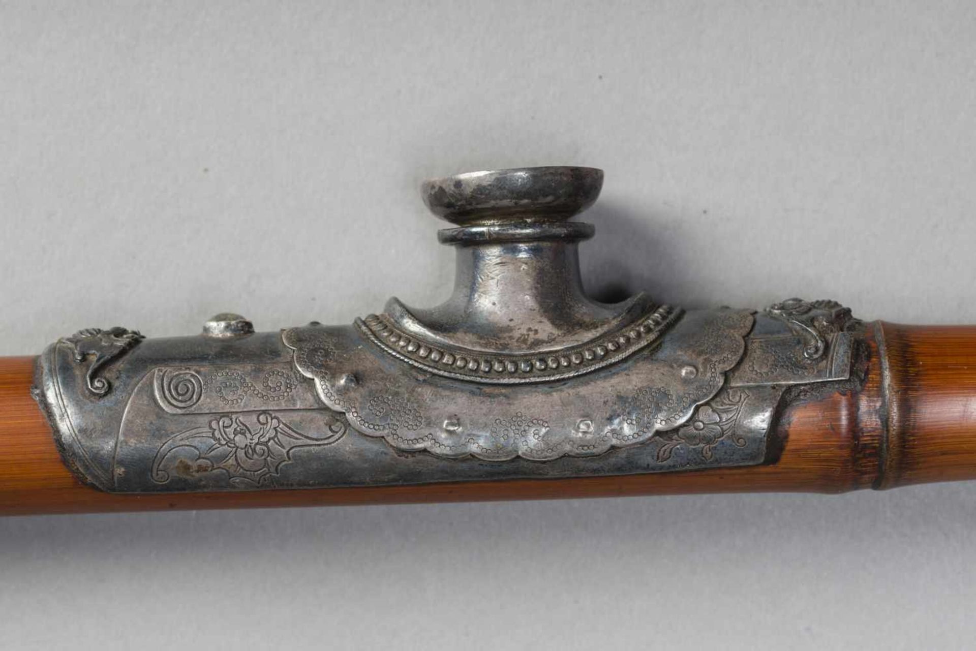 AN IVORY, BAMBOO AND SILVER OPIUM PIPE, QING DYNASTY, WITH AN ANTIQUE OPIUM LAMP The pipe consisting - Image 6 of 7