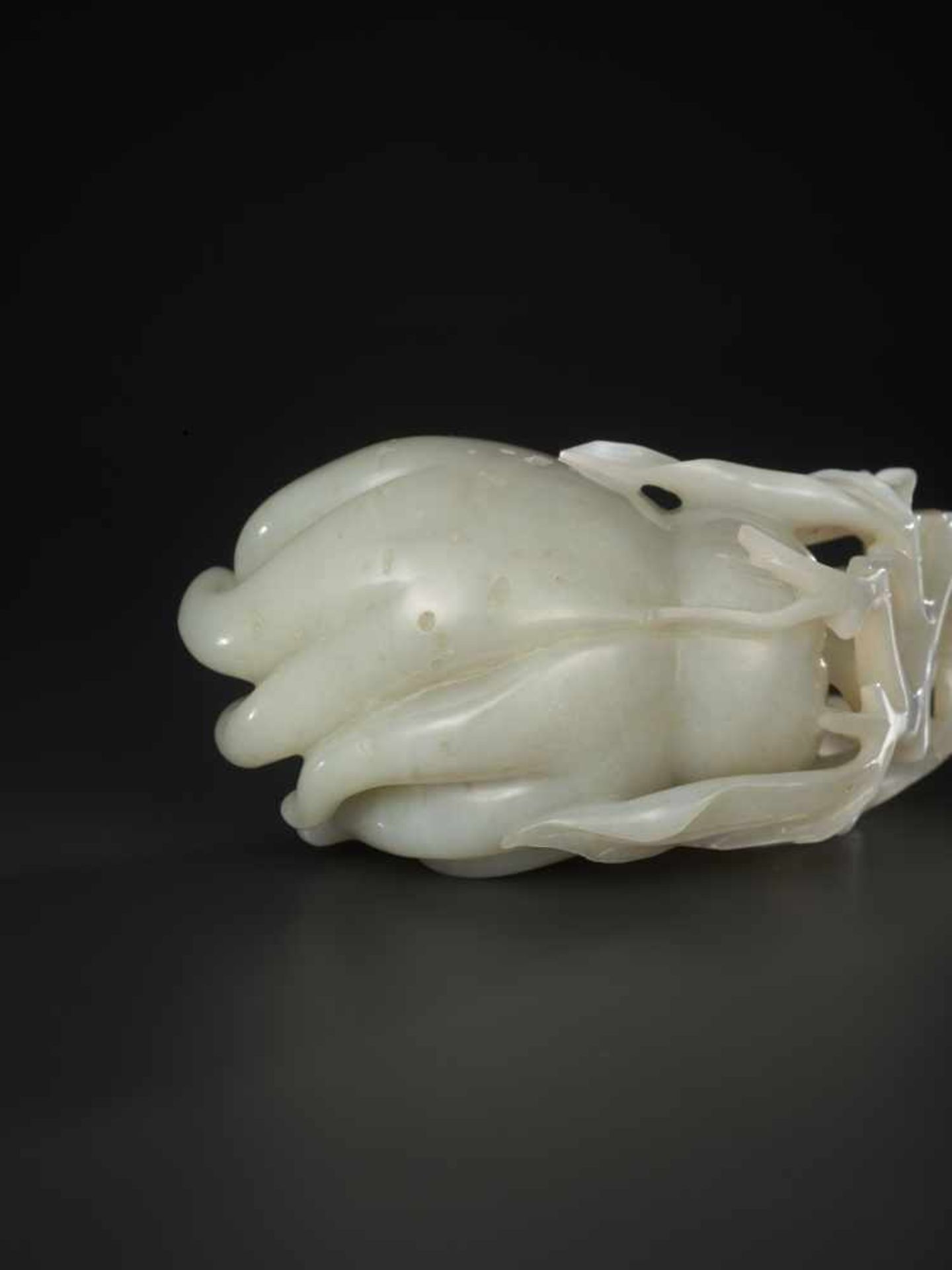 A SUPERBLY CARVED WHITE JADE GROUP OF FINGER CITRONS, QING DYNASTY, 18TH CENTURY White jade of - Image 8 of 10