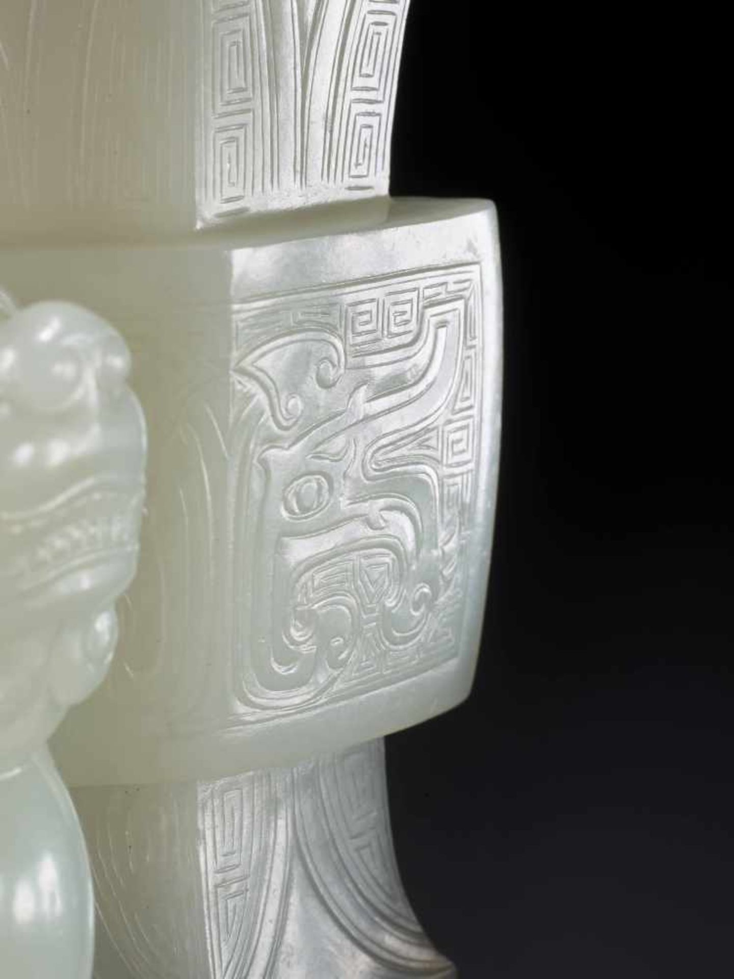 AN IMPORTANT MUTTON FAT WHITE JADE ‘LION’ FANGGU VASE, QIANLONG PERIOD White mutton fat jade, - Image 12 of 19