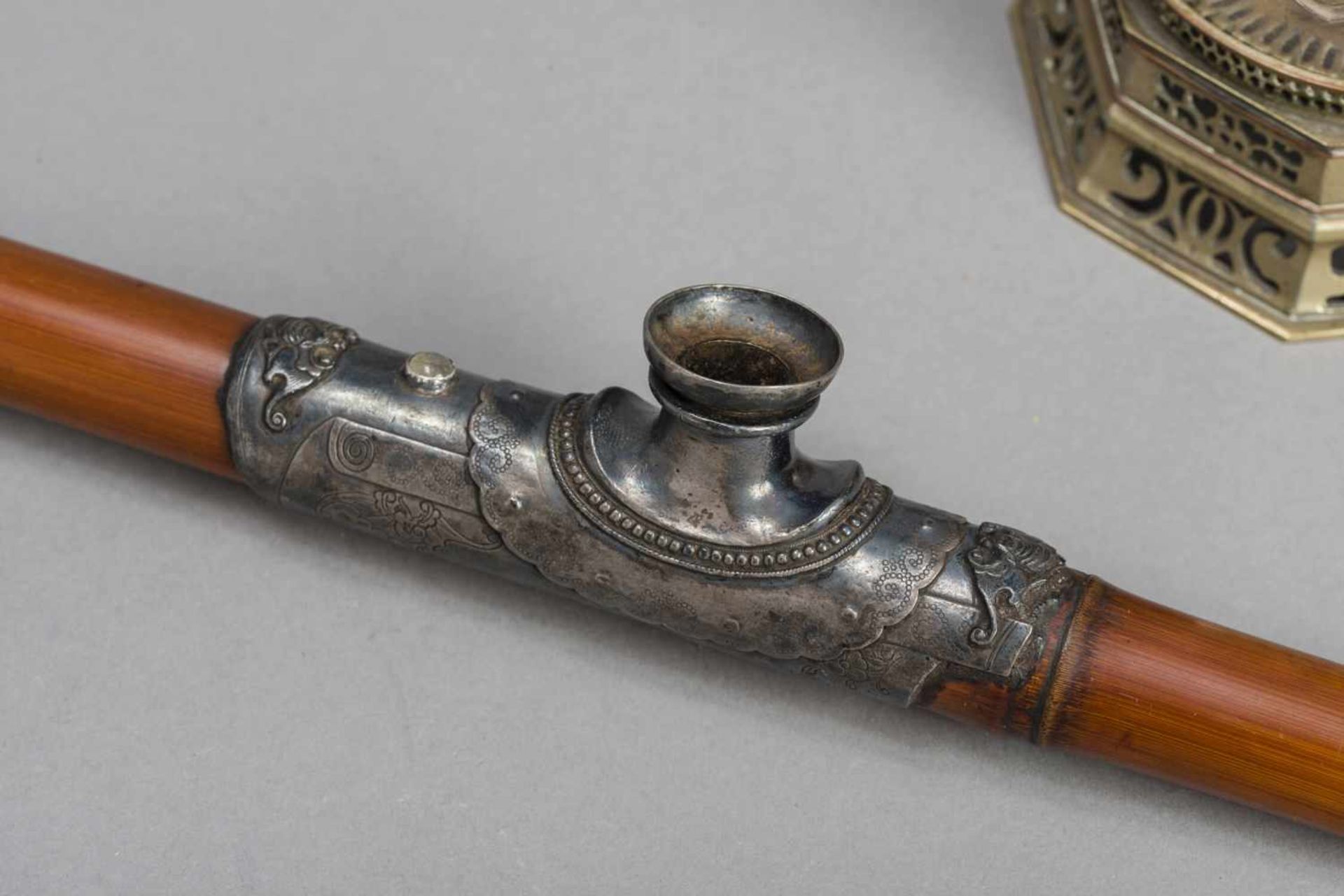 AN IVORY, BAMBOO AND SILVER OPIUM PIPE, QING DYNASTY, WITH AN ANTIQUE OPIUM LAMP The pipe consisting - Image 2 of 7