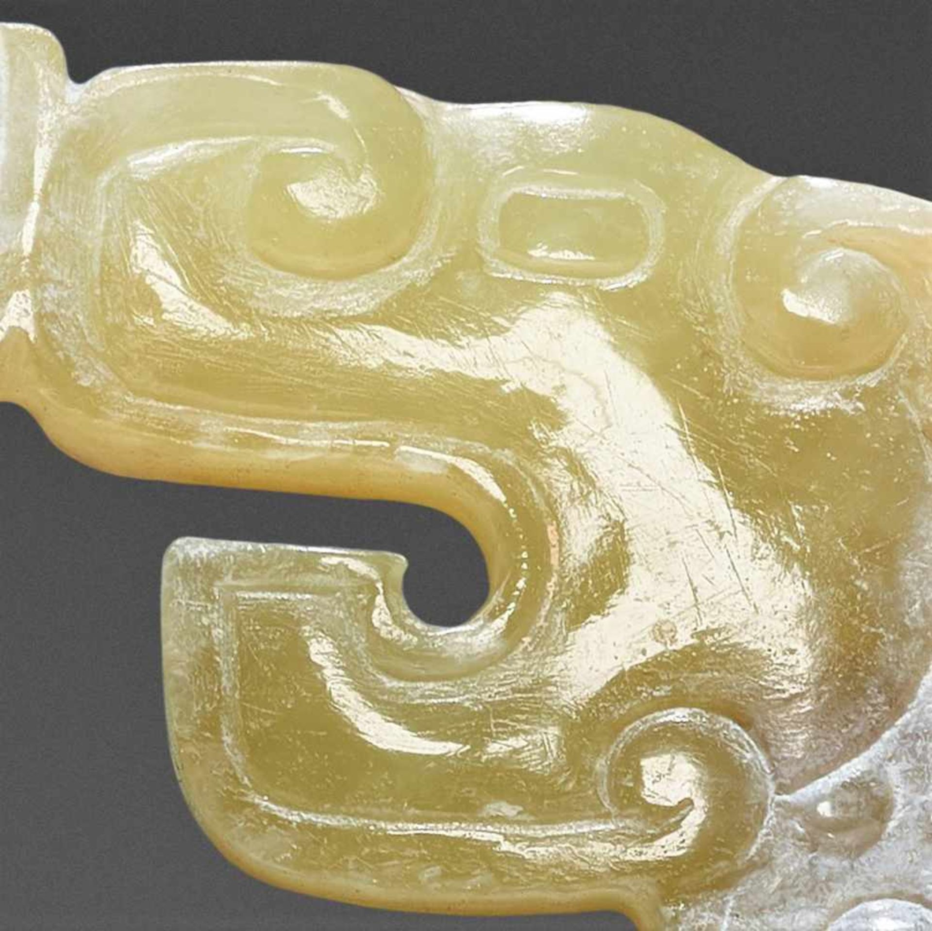 AN EXCEPTIONALLY RARE EASTERN ZHOU SINUOUS DRAGON WITH PHOENIX HEADS AND CURLED APPENDAGES Jade. - Image 13 of 14