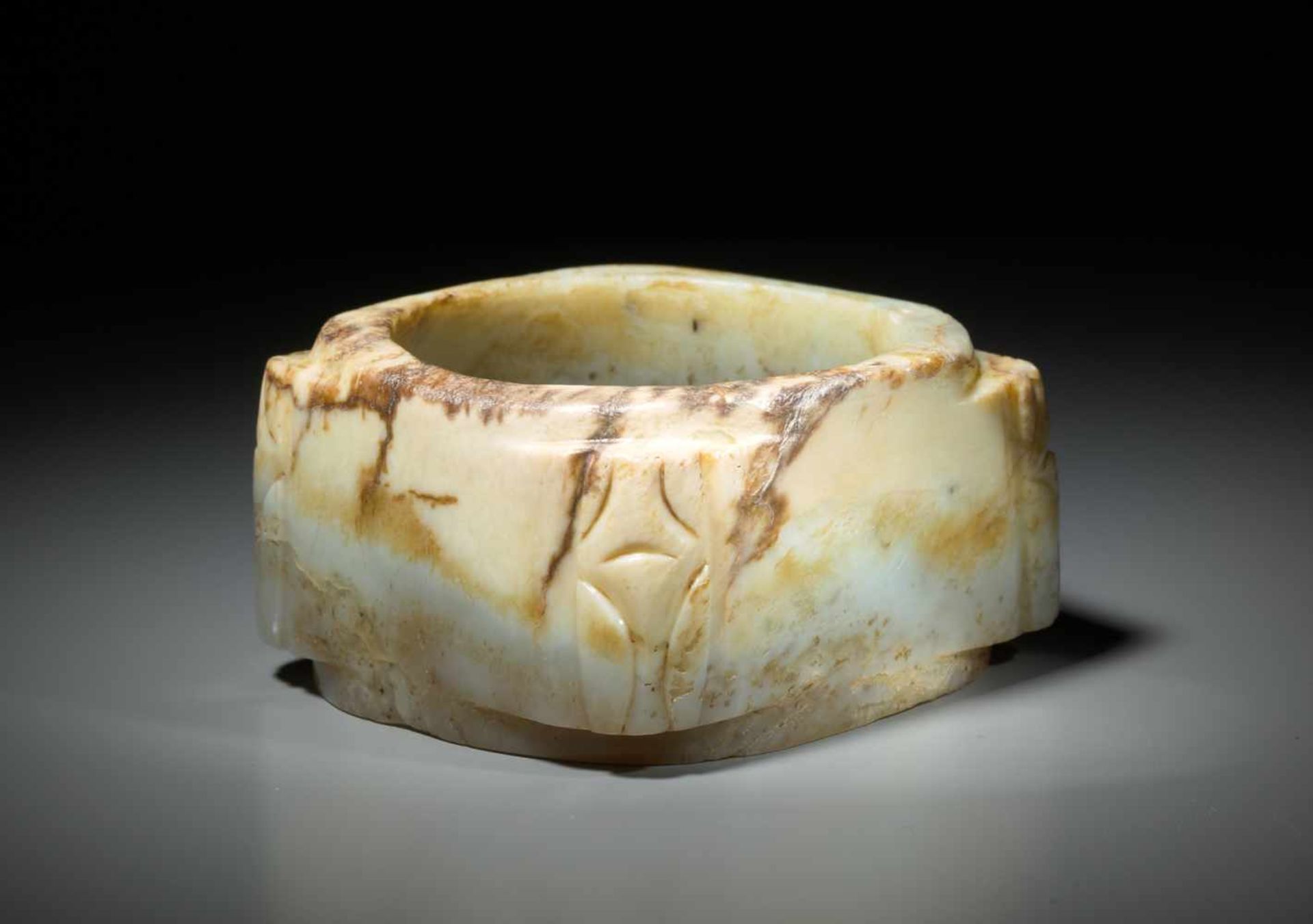 AN INTERESTING CONG IN WHITISH JADE WITH CARVED STYLIZED CICADAS ON THE CORNERS Jade. China, Late - Image 4 of 11