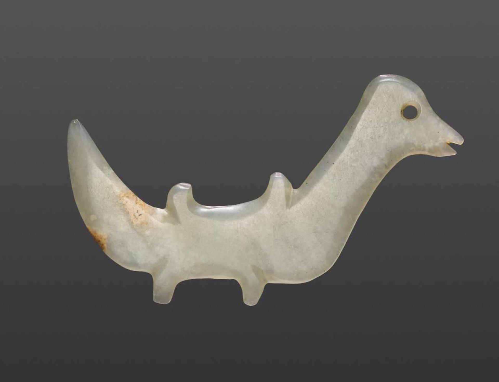 A LOVELY, EXTREMELY THIN BIRD IN TRANSLUCENT LIGHT GREEN JADE Jade. China, Late Neolithic, late - Image 2 of 9