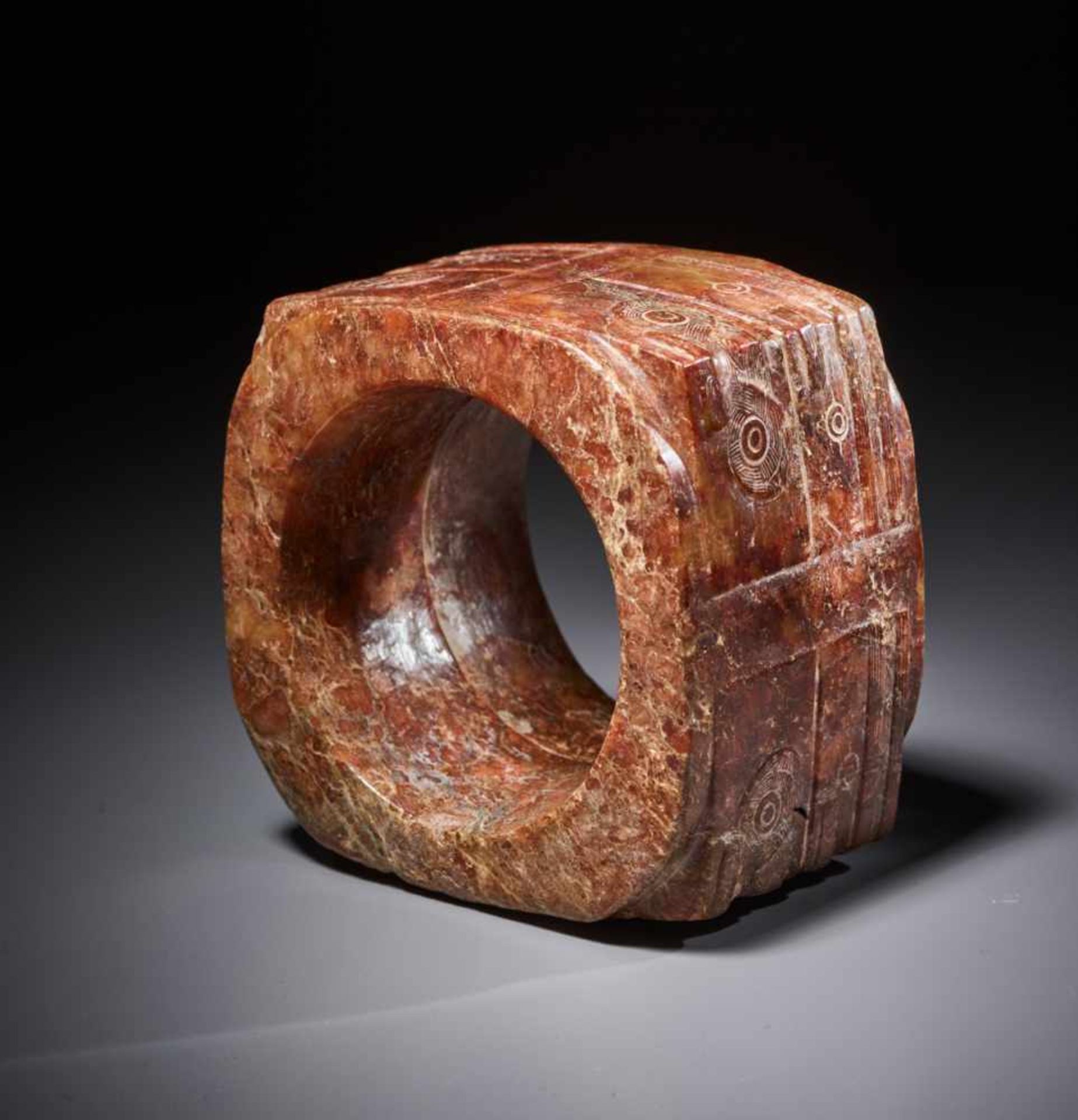 A WELL-CARVED TWO-TIERED LIANGZHU CONG WITH STYLIZED MASKS Jade. China, Late Neolithic period, - Bild 10 aus 11