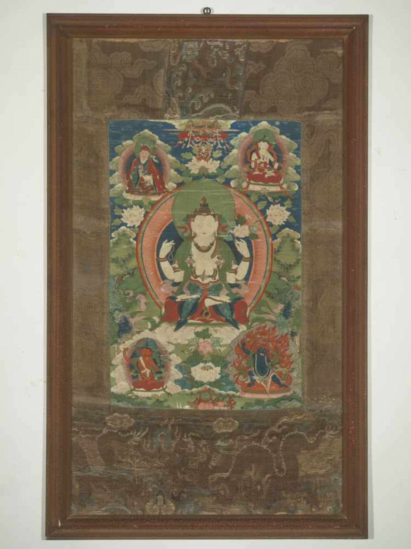 A FINE 18TH CENTURY THANGKA DEPICTING AVALOKITESHVARA SHADAKSHARI Distemper and gold paint on cloth, - Image 8 of 10