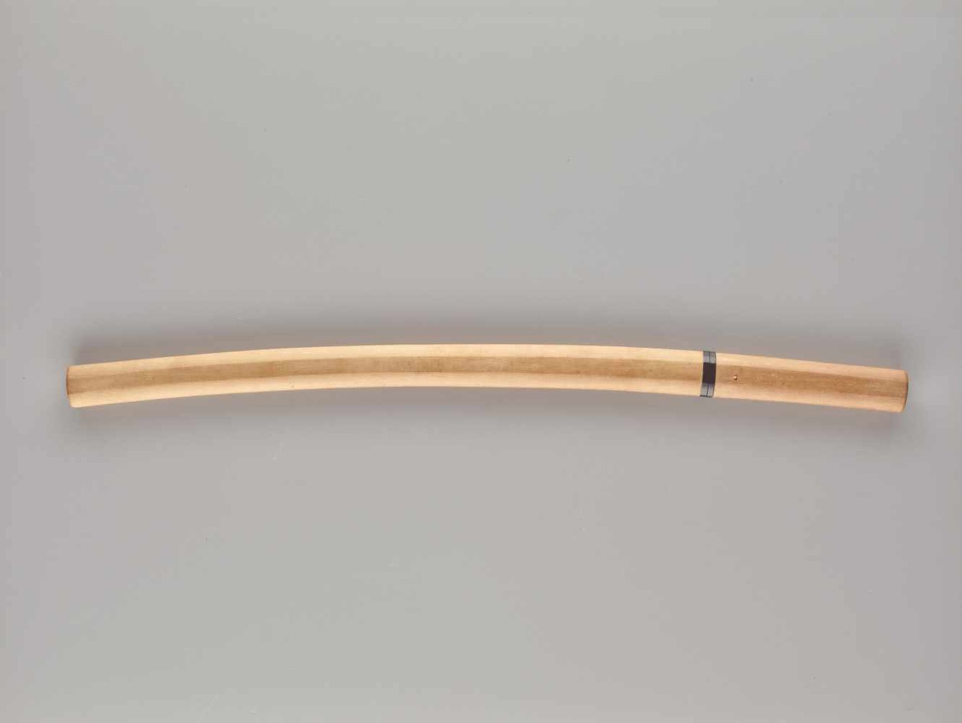 A KATANA ATTRIBUTED TO KANENOBU Japan, Shinto, c. 17th to first half of 18th century (blade) - Image 5 of 7