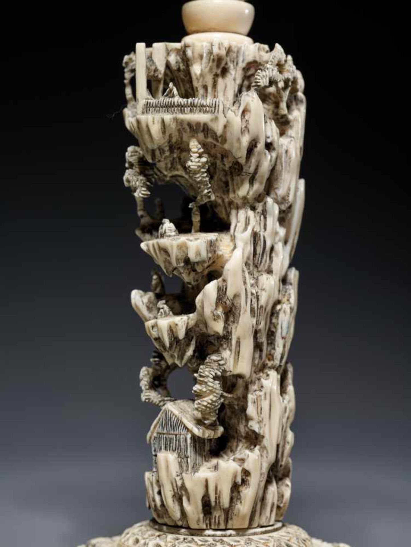 AN IMPORTANT CANTON SCHOOL ‘21-LAYER’ MAGIC IVORY BALL ON A TALL STAND, QING DYNASTY Carved ivory - Image 2 of 11