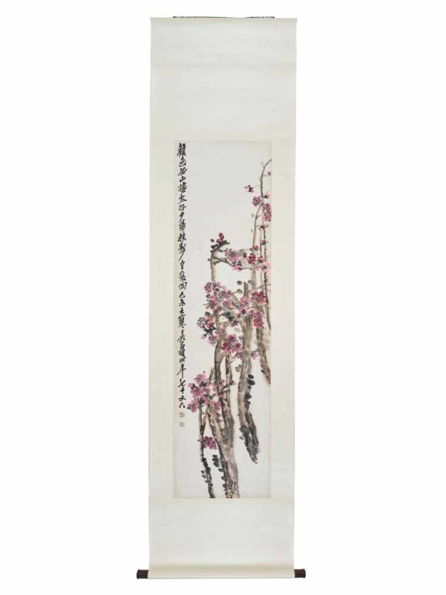 A ‘BLOOMING PLUM BLOSSOM BRANCHES’ PAINTING BY WU CHANGSHUO, DATED 1919 Ink and color on paper, - Image 5 of 5