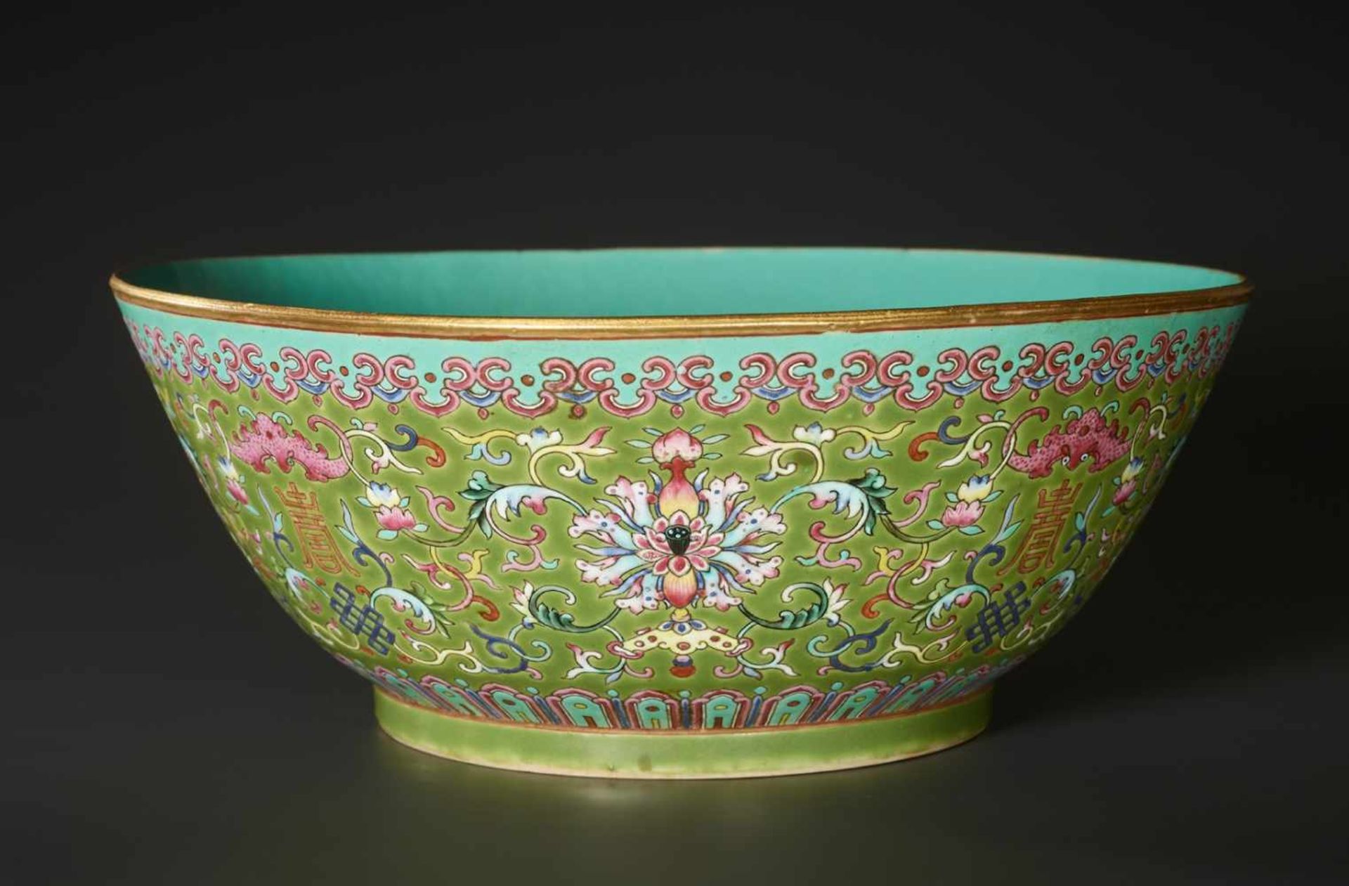 A LARGE FAMILLE ROSE ‘FIVE BLESSINGS’ PORCELAIN BOWL, DAOGUANG Daoguang six-character seal marks - Image 6 of 10