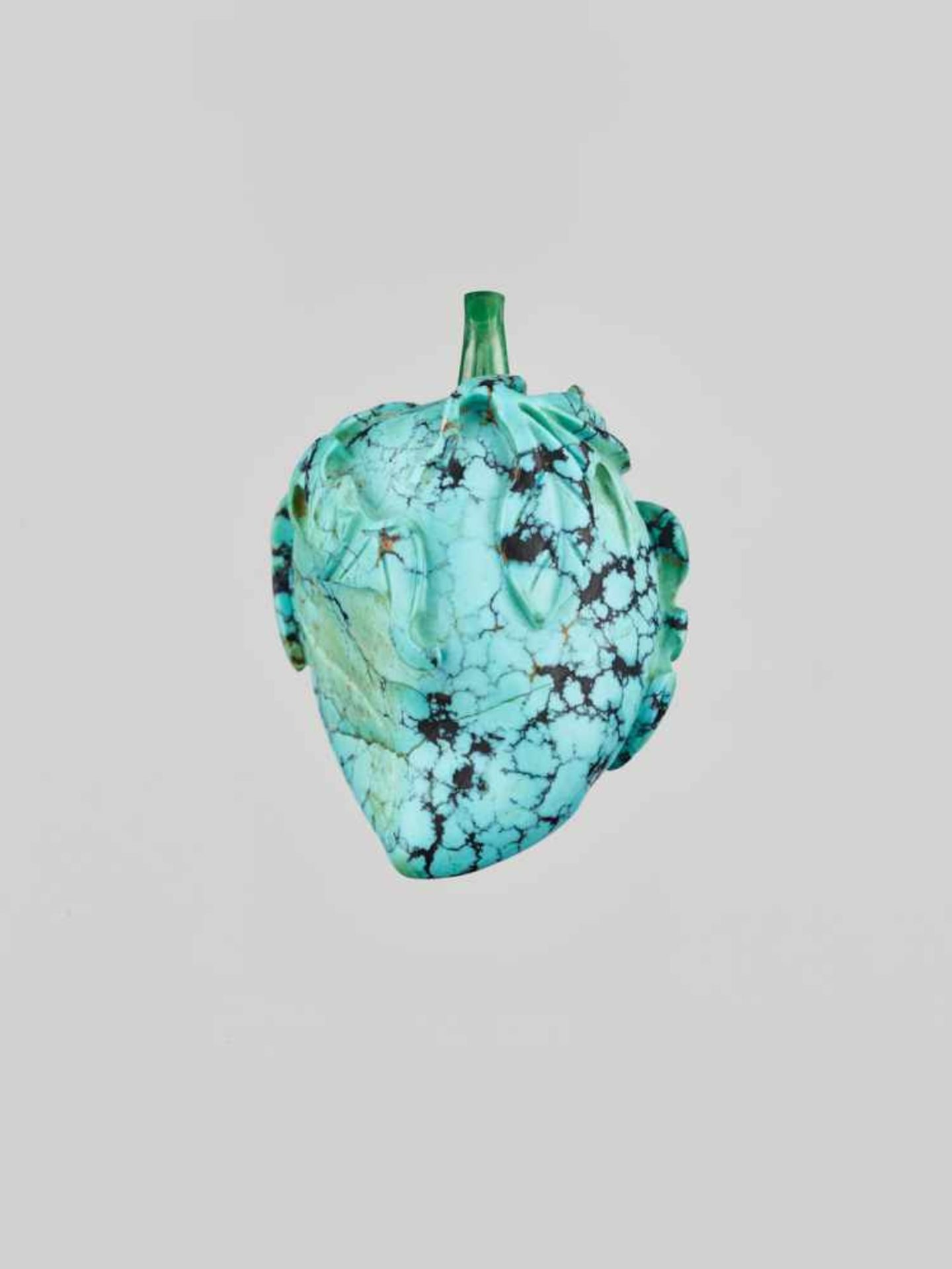 A TURQUOISE MATRIX 'PEA-POD' SNUFF BOTTLE, QING DYNASTY Turquoise matrix with characteristic black - Image 6 of 7