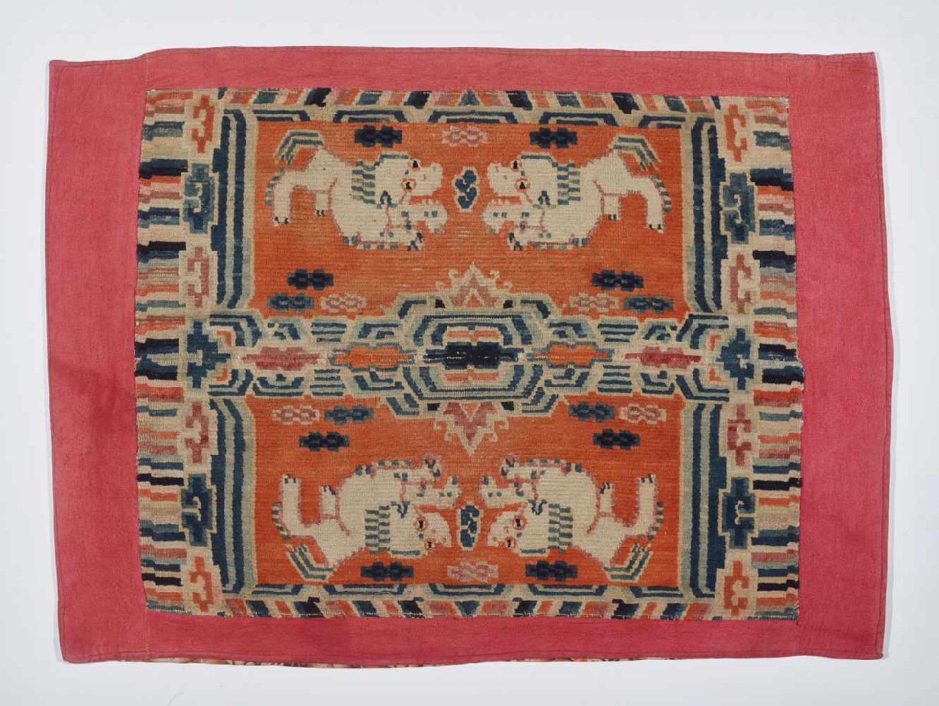 A MAKSHO TIBETAN SADDLE RUG WITH BUDDHIST LIONS, 19th CENTURY Wool and fabric Tibetan, 19th - Image 2 of 5