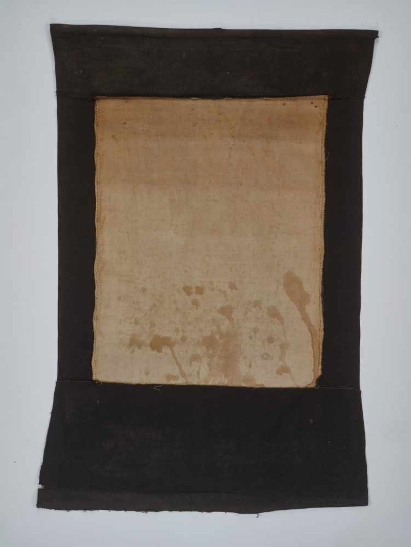 A 19th CENTURY THANGKA DEPICTING AMITABHA IN SUKHAVATI Distemper on cloth, framed in plain linen - Image 6 of 7