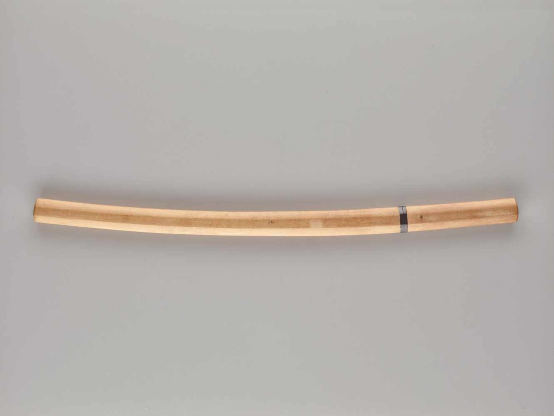 A KATANA ATTRIBUTED TO KANENOBU Japan, Shinto, c. 17th to first half of 18th century (blade) - Image 6 of 7