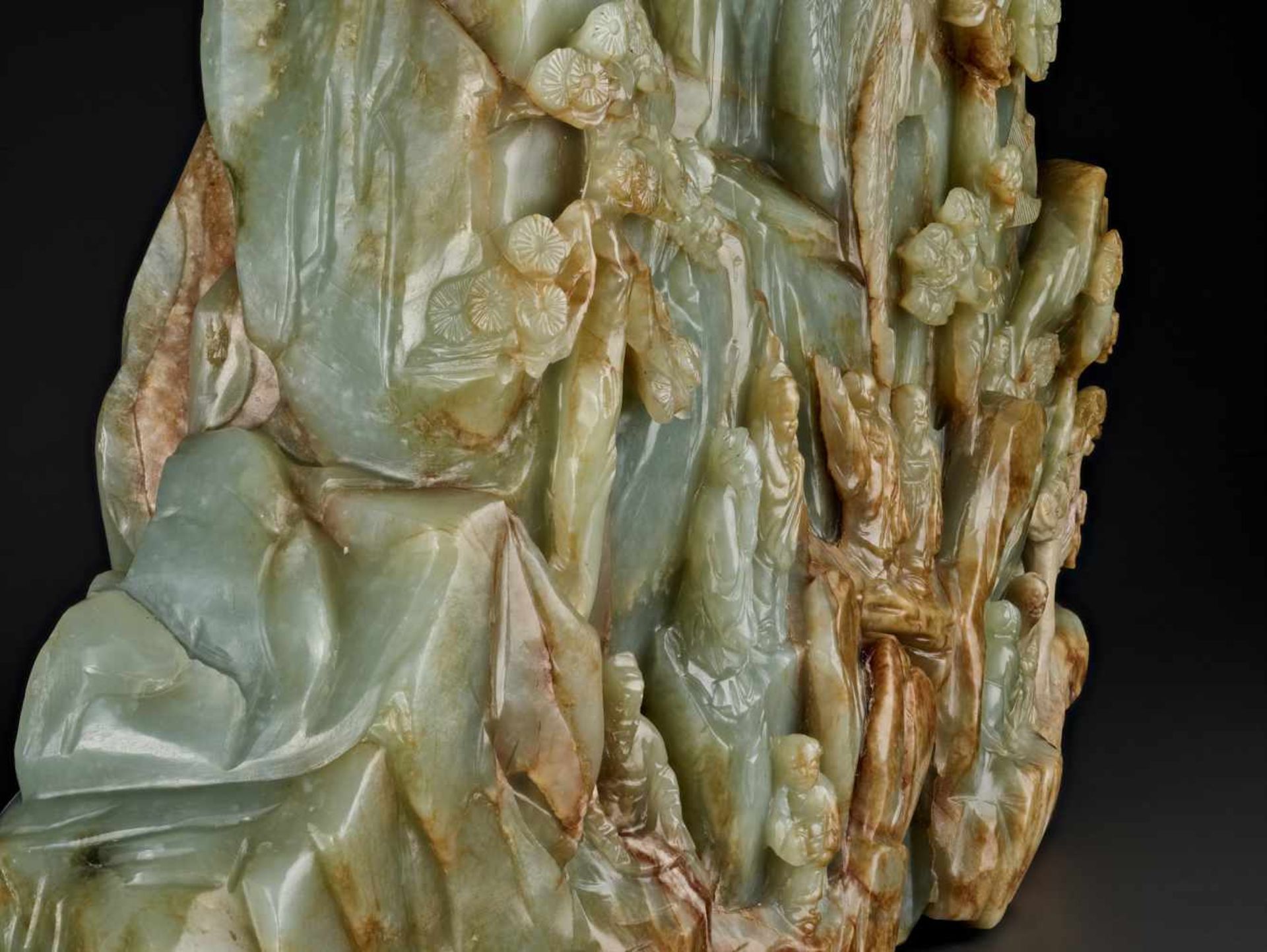 A SUPERB AND VERY LARGE CELADON AND RUSSET ‘SEVEN IMMORTALS’ JADE MOUNTAIN, 17th – 18th CENTURY - Image 3 of 24