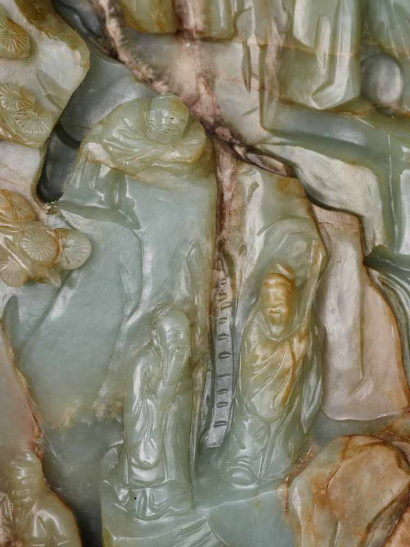 A SUPERB AND VERY LARGE CELADON AND RUSSET ‘SEVEN IMMORTALS’ JADE MOUNTAIN, 17th – 18th CENTURY - Image 7 of 24