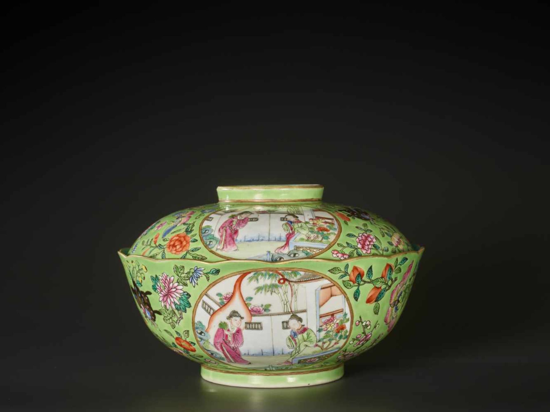 A RARE FAMILLE ROSE LIME-GROUND ‘MUDAN TING’ BOWL AND COVER, DAOGUANG Daoguang six-character seal - Image 13 of 20