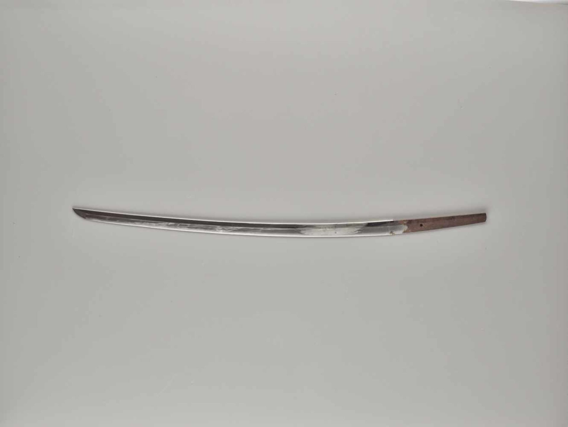 A KATANA Japan, mid-Edo period (1603 - 1868) (blade); c. 18th century (koshirae)BladeShinogi tsukuri - Image 5 of 7