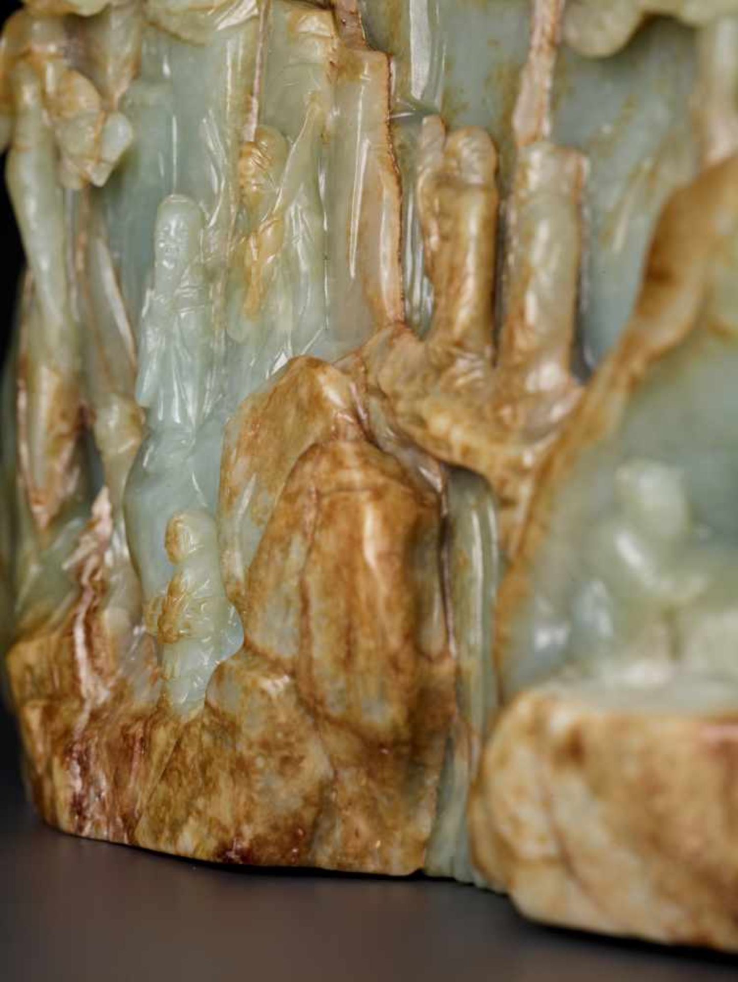 A SUPERB AND VERY LARGE CELADON AND RUSSET ‘SEVEN IMMORTALS’ JADE MOUNTAIN, 17th – 18th CENTURY - Image 13 of 24