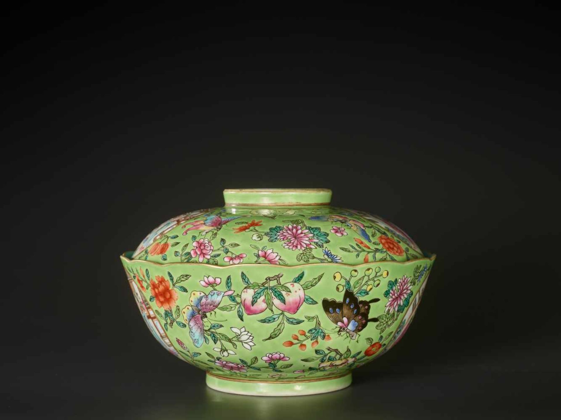 A RARE FAMILLE ROSE LIME-GROUND ‘MUDAN TING’ BOWL AND COVER, DAOGUANG Daoguang six-character seal - Image 11 of 20