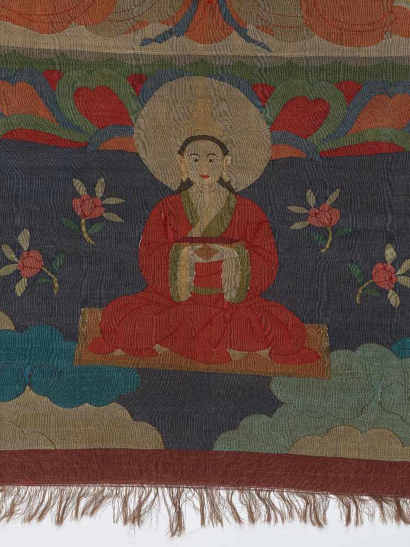 A VERY RARE SILK KESI THANGKA WITH AVALOKITESHVARA, 18th CENTURY Silk with Kesi weaving, silk and - Image 4 of 6