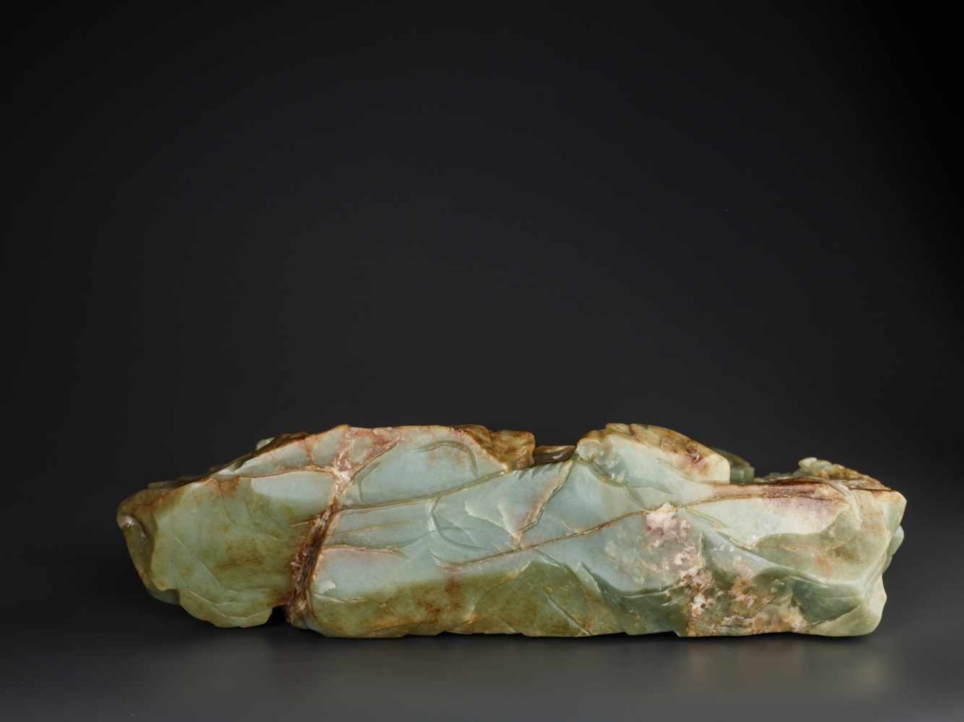 A SUPERB AND VERY LARGE CELADON AND RUSSET ‘SEVEN IMMORTALS’ JADE MOUNTAIN, 17th – 18th CENTURY - Image 2 of 24