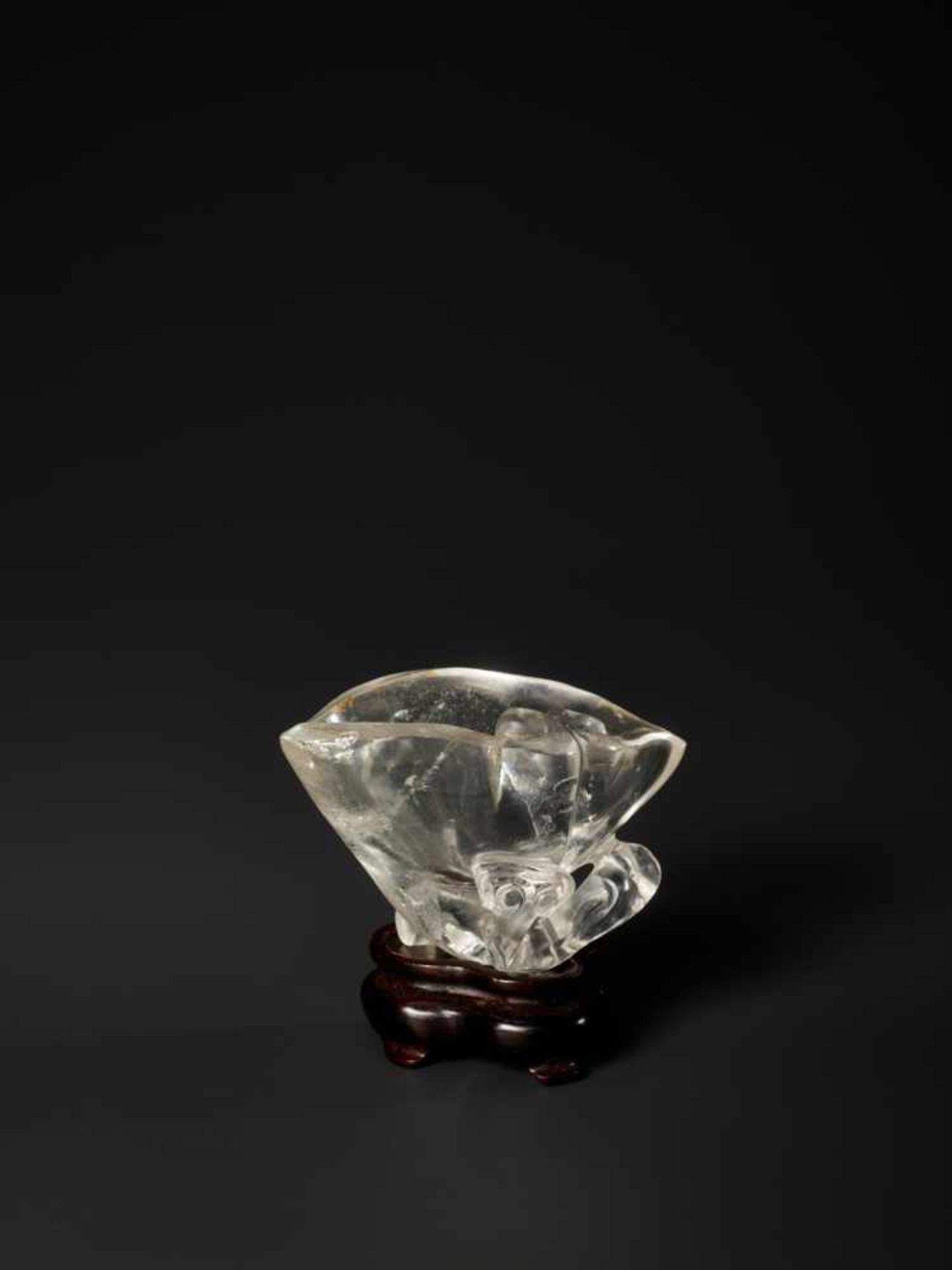 A ROCK CRYSTAL ‘LINGZHI’ BRUSH WASHER, QING DYNASTY The crystal of good purity with few natural - Image 12 of 12