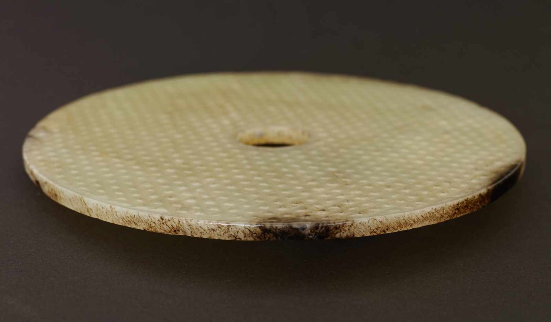 DISC WITH PATTERN OF RAISED BOSSES RUDING This jade is published in Filippo Salviati 4000 YEARS OF - Image 5 of 6