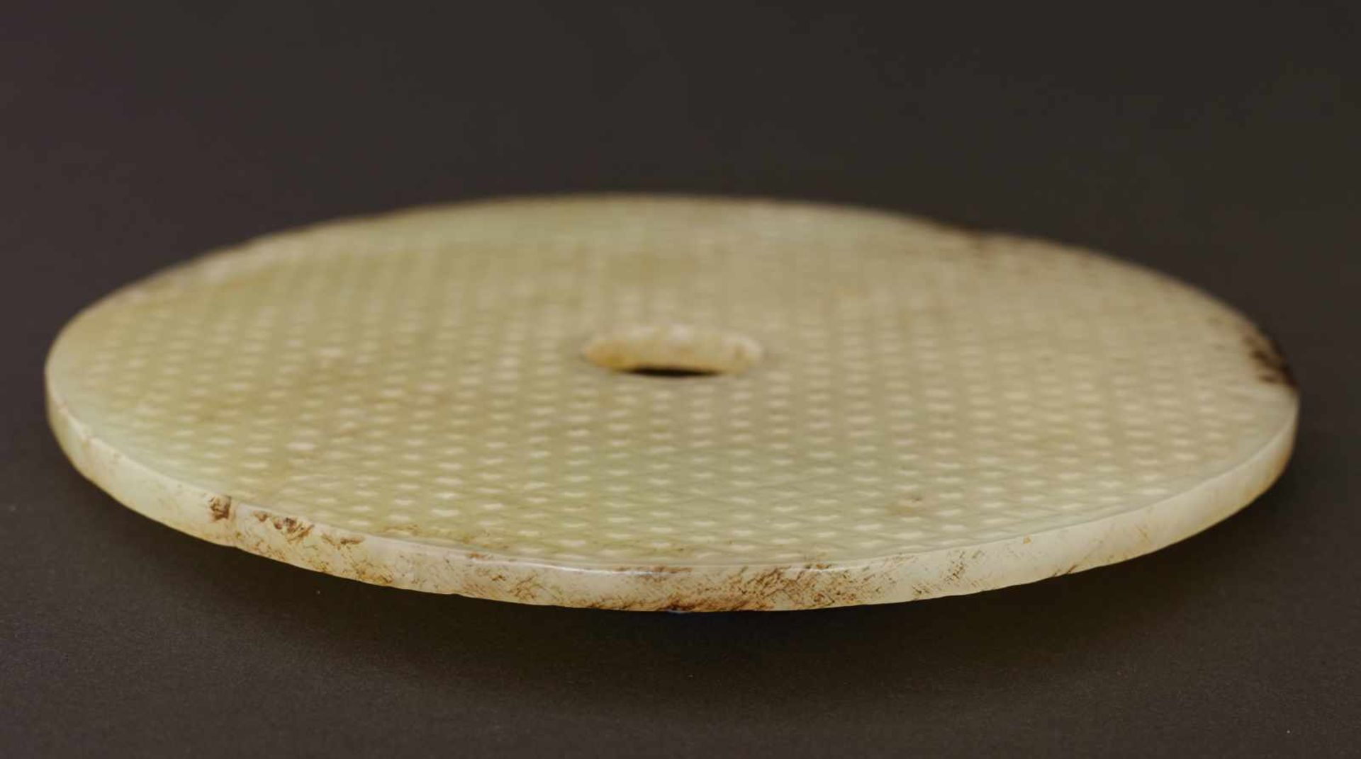 DISC WITH PATTERN OF RAISED BOSSES RUDING This jade is published in Filippo Salviati 4000 YEARS OF - Image 6 of 6