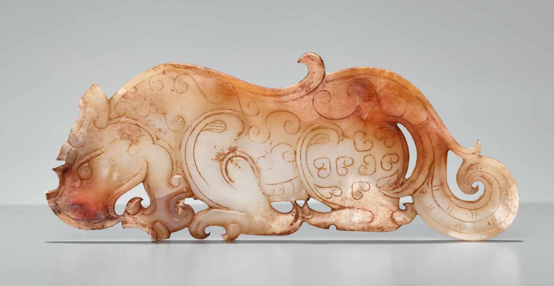 TIGER-SHAPED PENDANT This jade is published in Filippo Salviati 4000 YEARS OF CHINESE ARCHAIC - Image 2 of 6