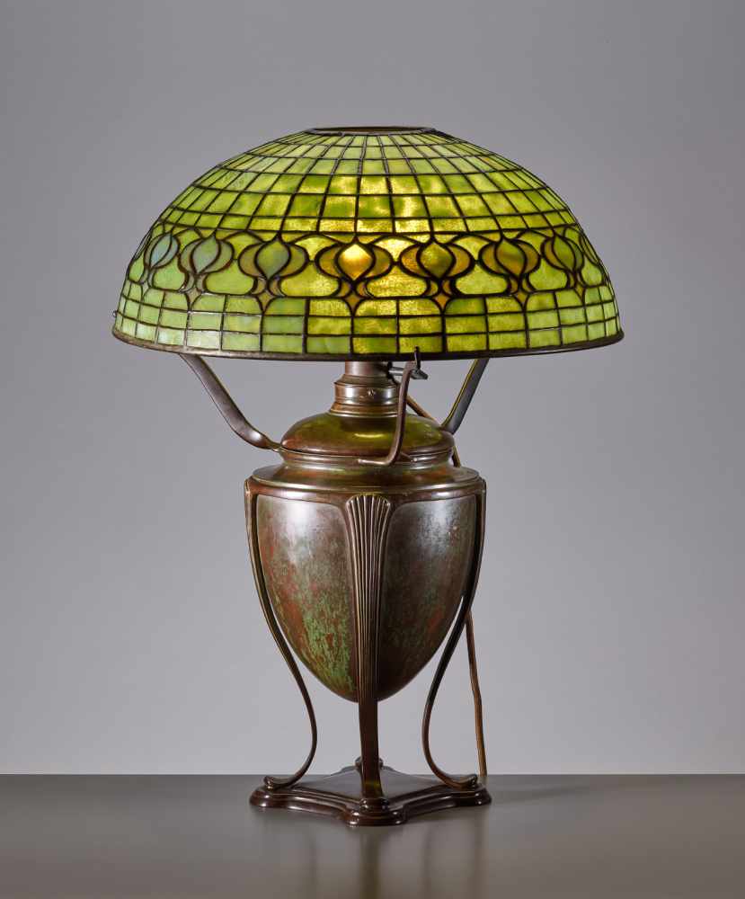 TIFFANY STUDIOS, TABLE LAMP ‘POMEGRANATE’, USA 1900 Tiffany Studios, New YorkBronze, brown patina, - Image 10 of 10