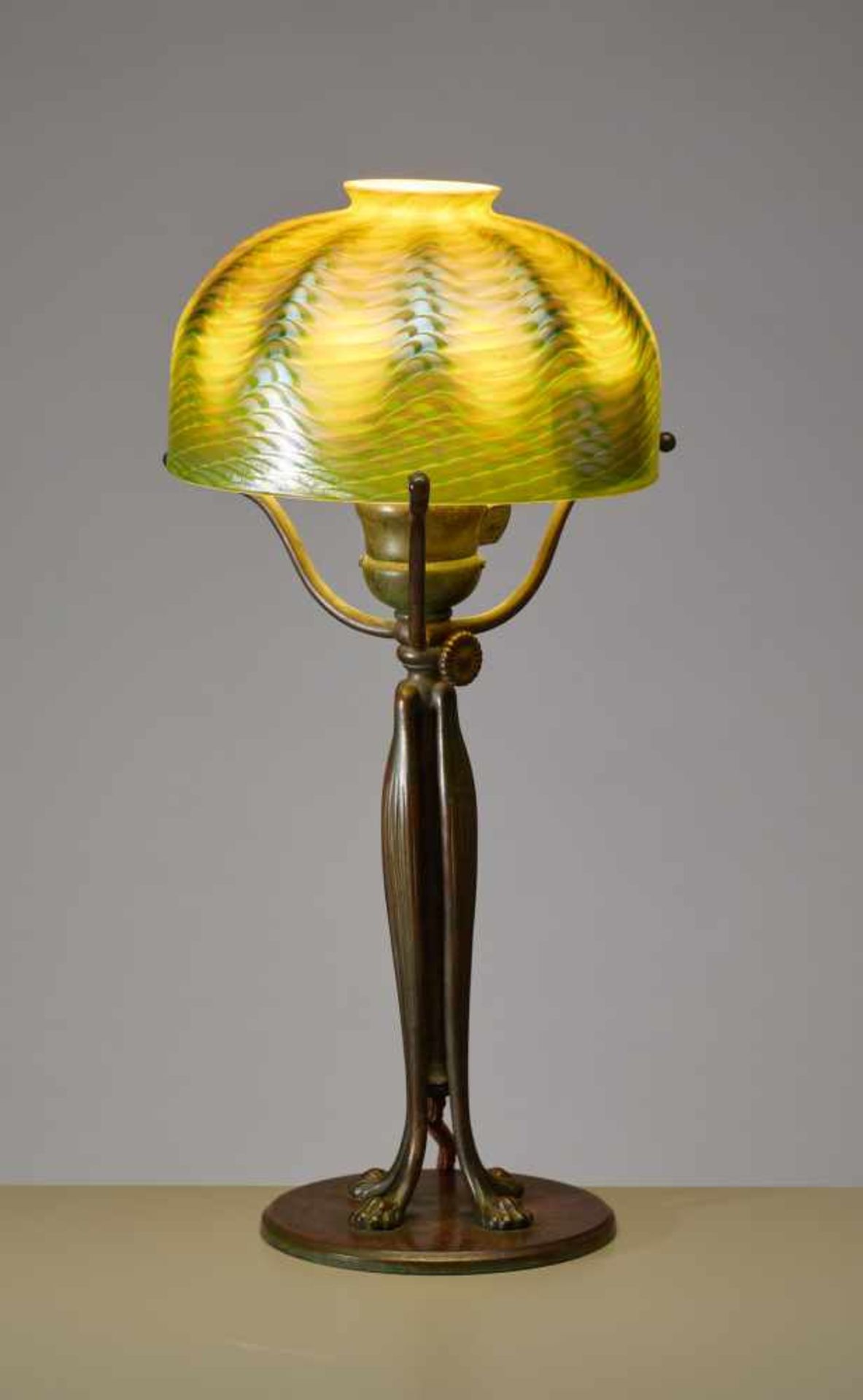TIFFANY, FAVRILE TABLE LAMP, USA 1905Louis Comfort Tiffany (1848-1933) – American painter and - Image 3 of 10
