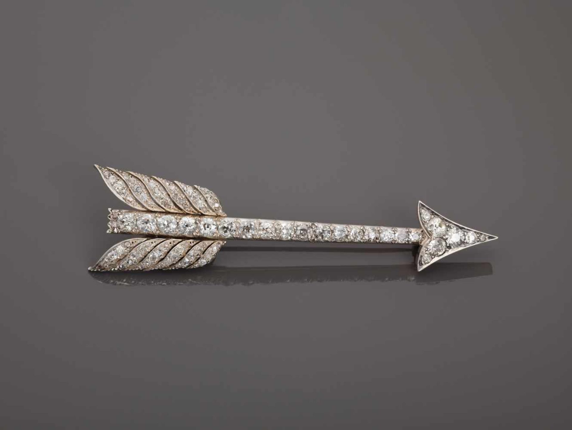 A FORMIDABLE ‘CUPID’S ARROW’ BROOCH WITH 12 CARATS OF DIAMONDSUnited Kingdom, Victorianca. 1890,