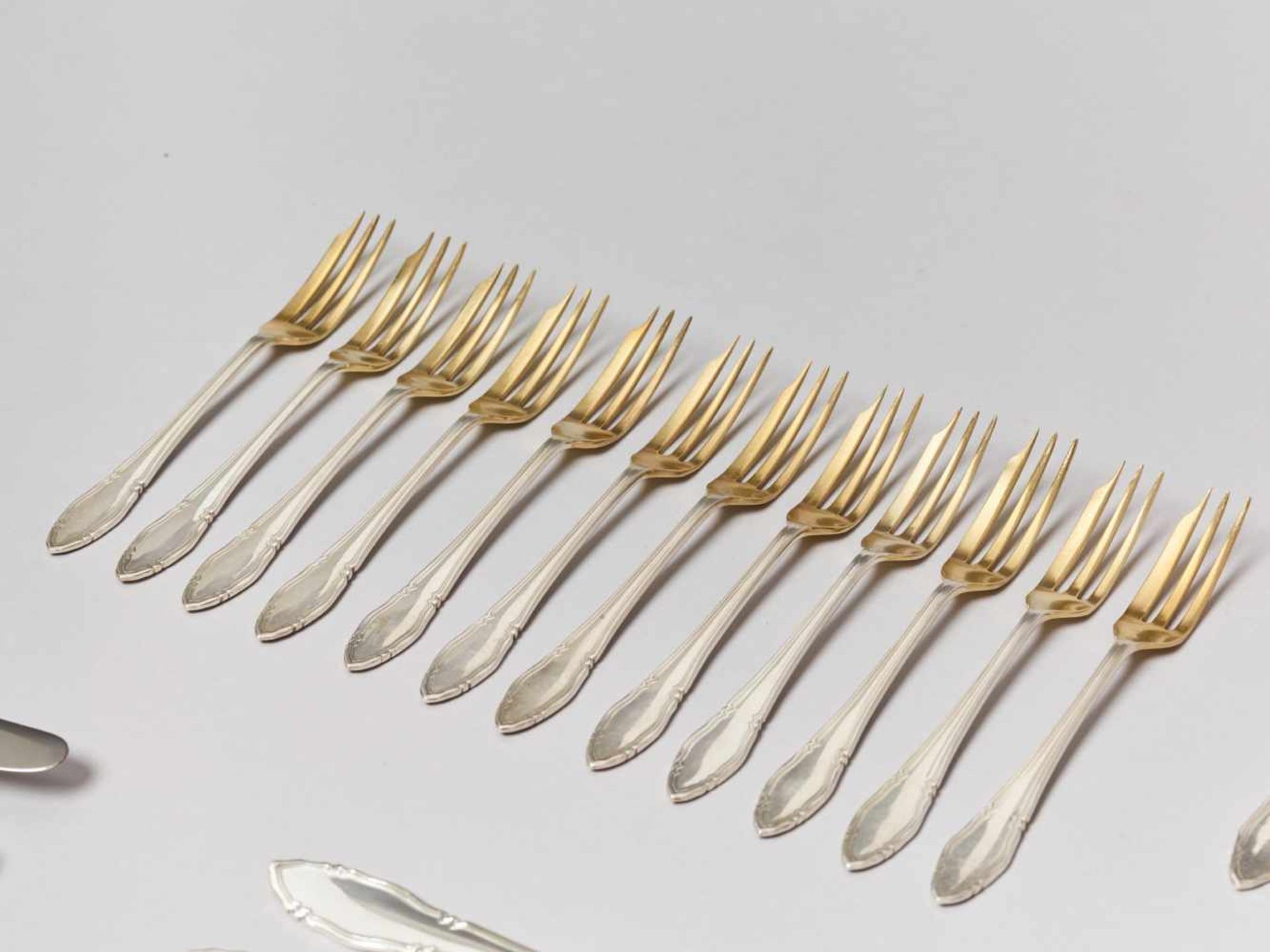 J. C. KLINKOSCH, A 111-PIECE VIENNA SILVER CUTLERY SET, 1920sJC Klinkosch AG – Austrian silver - Image 12 of 18