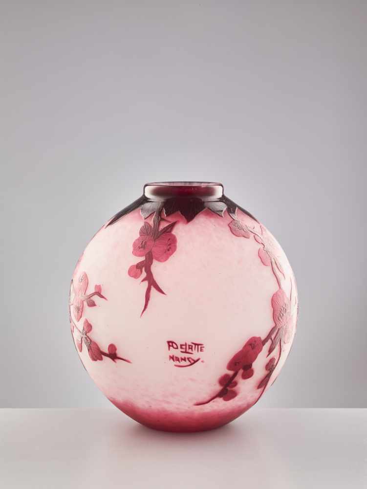 ANDRÉ DELATTE (1887-1953), CAMEO GLASS VASE WITH BIRDS ON A CHERRY BLOSSOM BRANCHAndré Delatte ( - Image 5 of 8