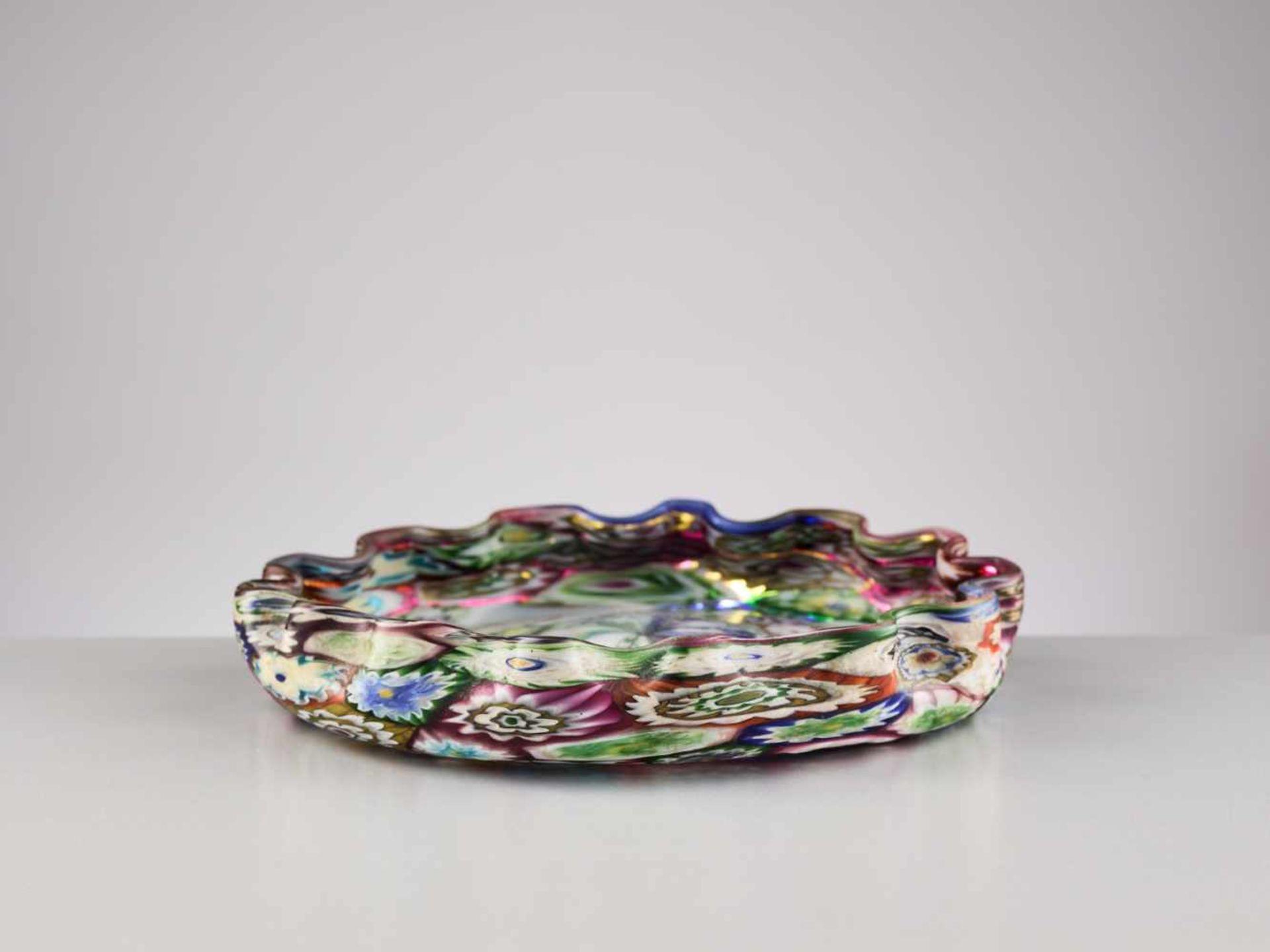 FRATELLI TOSO, MURANO MILLEFIORI TRAY AND SMALL JUG, 1950sFratelli Toso – Glass manufactory on the - Image 9 of 10