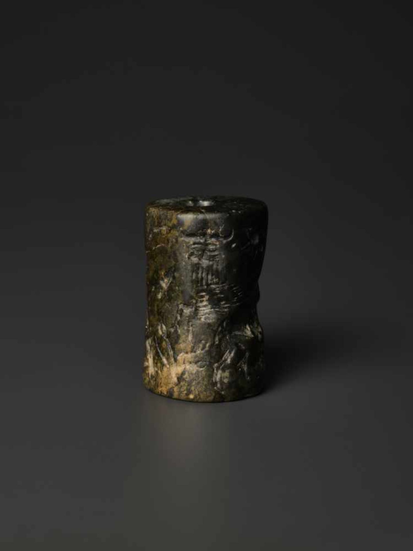 LOT WITH 2 OLD BABYLONIAN CYLINDER SEALS, 1500 – 2000 BCHematite and Lapis LazuliMesopotamia / - Image 13 of 15