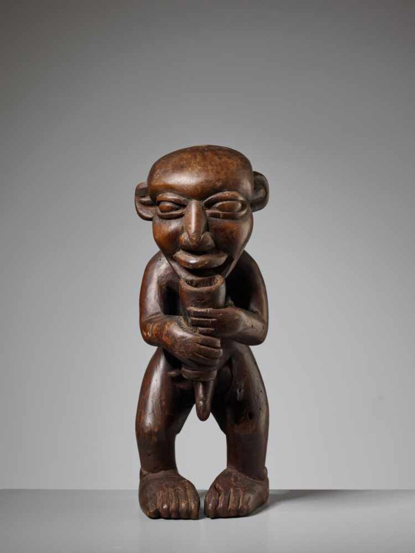 A WOOD STATUE OF A MEDICINE MAN, NIGERIA, YORUBA PEOPLEWood, animal horn pendantNigeria, Yoruba - Image 2 of 6