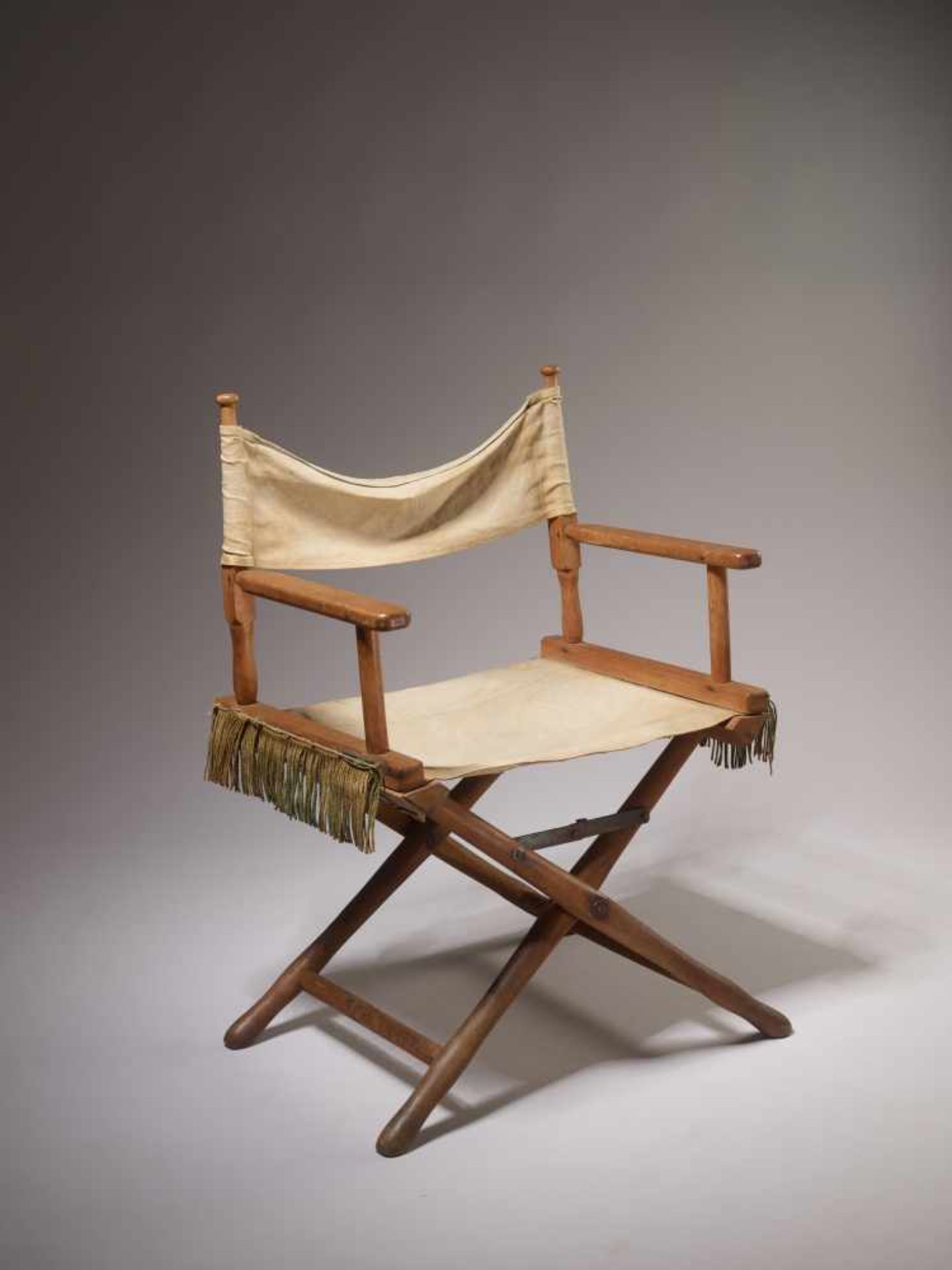 BERTOLT BRECHT (1898-1956) – DIRECTOR’S CHAIR FROM BERLIN THEATER, 1928Wood, linen, iron hinges, - Image 5 of 6