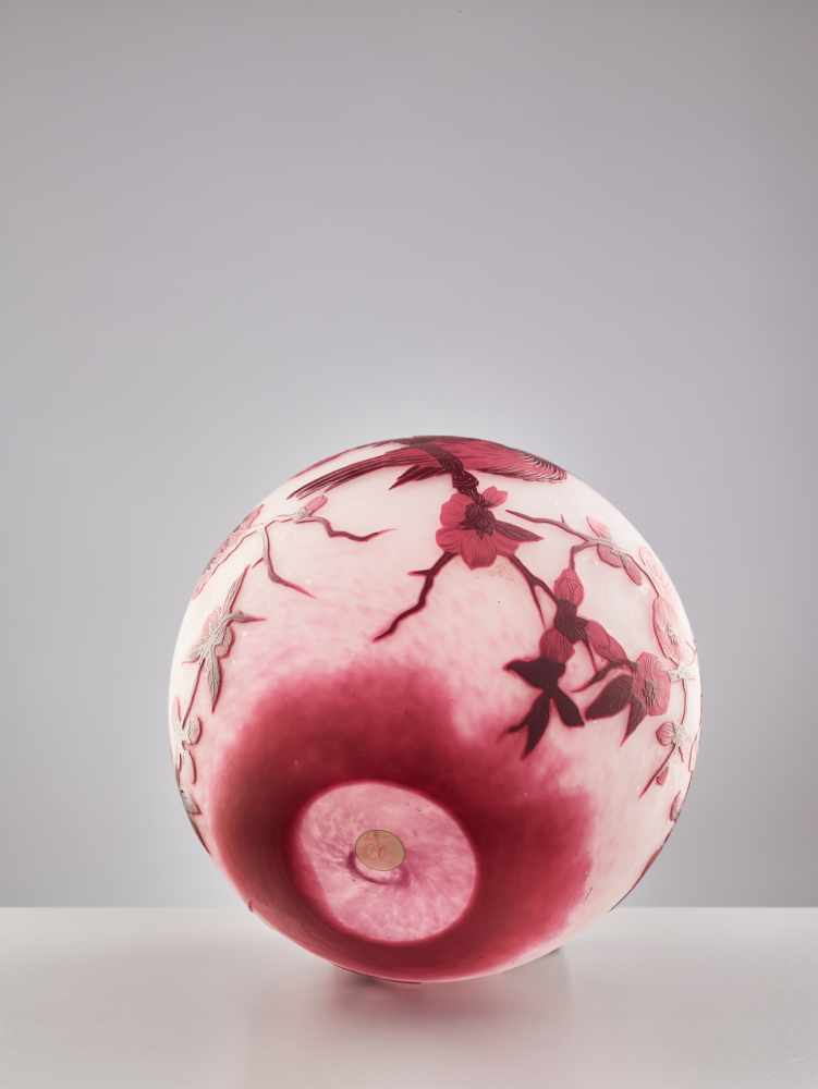 ANDRÉ DELATTE (1887-1953), CAMEO GLASS VASE WITH BIRDS ON A CHERRY BLOSSOM BRANCHAndré Delatte ( - Image 8 of 8