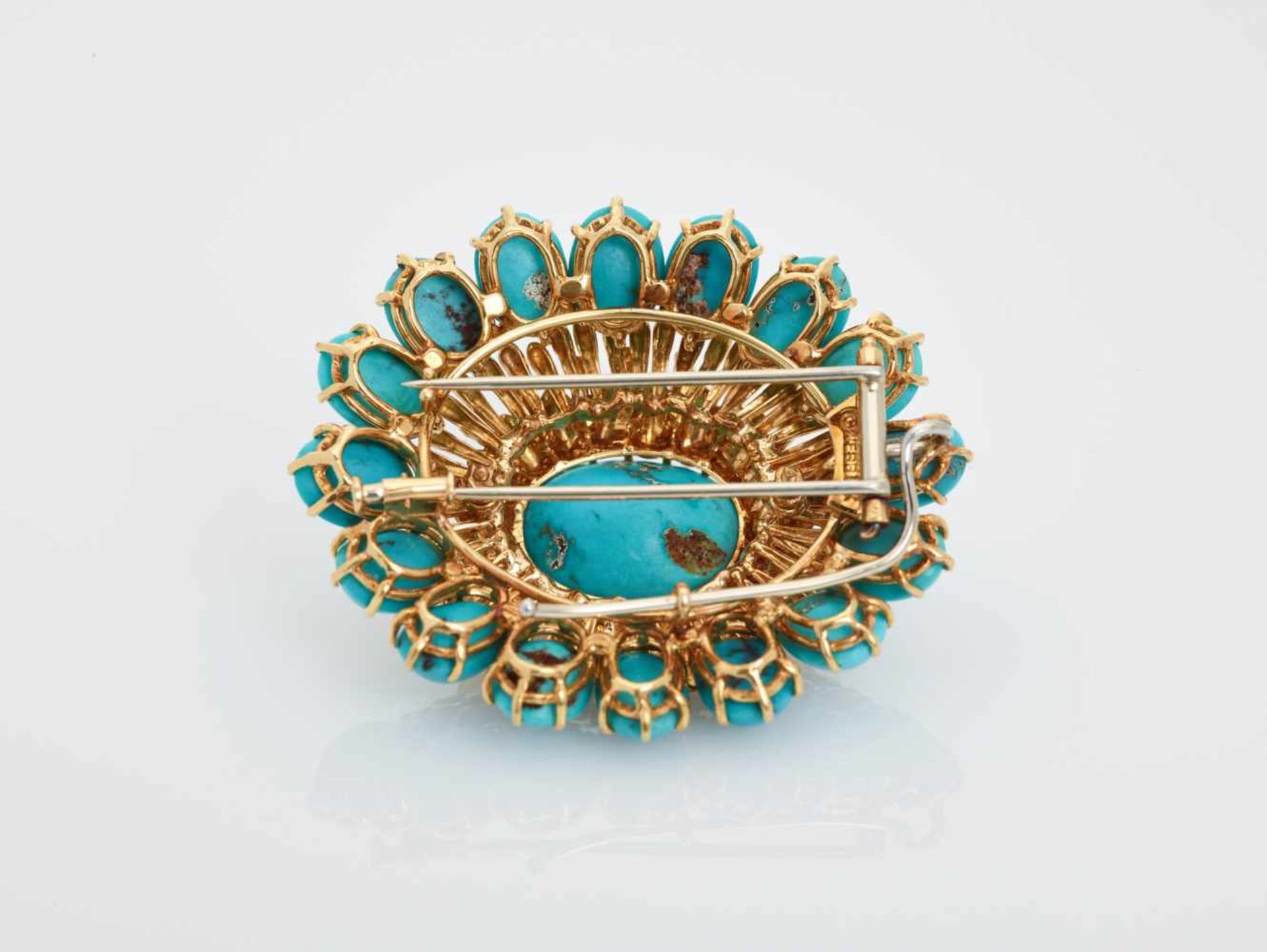 A DAVID WEBB 18 CARAT GOLD AND TURQUOISE ‘SOLEIL’ BROOCHNew York, USAca. 1960, signed ‘WEBB’ on - Image 5 of 8