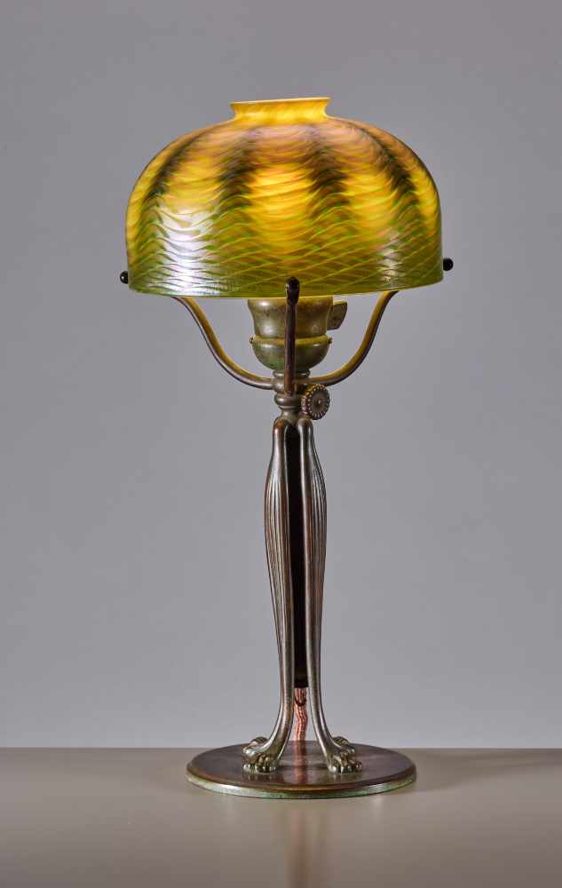 TIFFANY, FAVRILE TABLE LAMP, USA 1905Louis Comfort Tiffany (1848-1933) – American painter and - Image 8 of 10