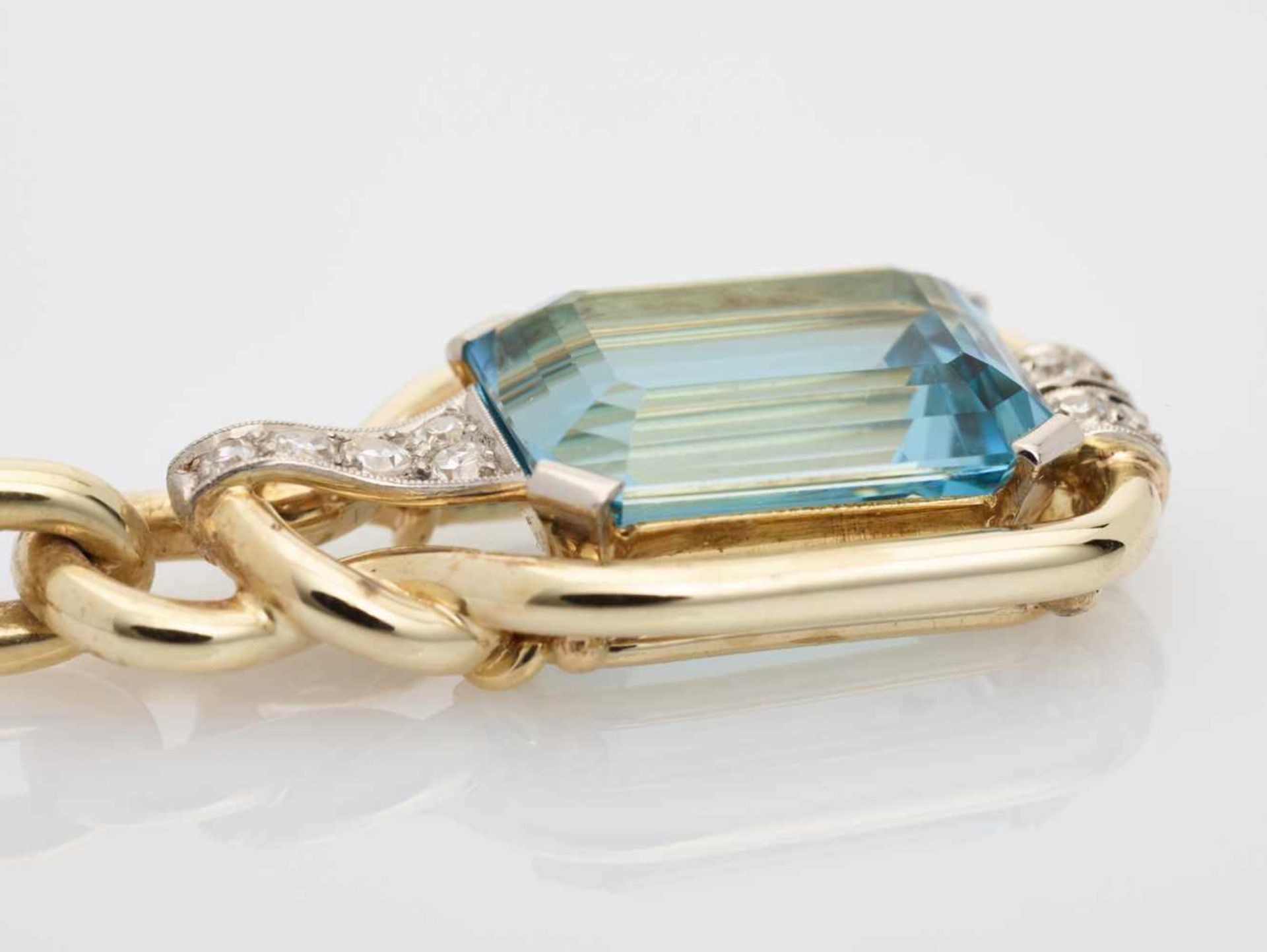 A 10 CARAT AQUAMARINE AND DIAMOND PENDANTGermanyby F.J. Schröder Jewelers of Berlin, hallmark ‘585’ - Image 5 of 9