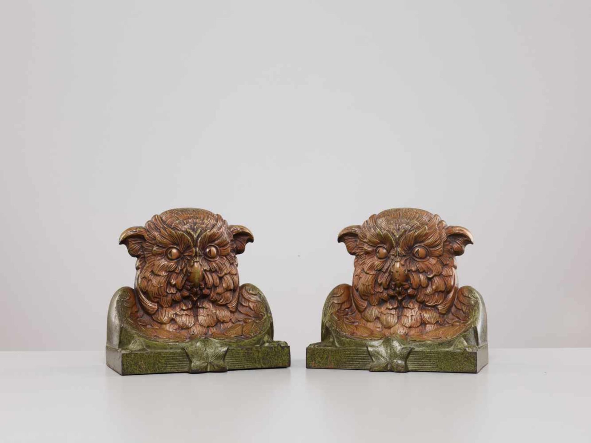 VIENNA BRONZE, FIGURAL BOOKENDS WITH OWLS, 1900s Company of Franz Xaver Bergmann (1861-1936)Bronze - Image 2 of 8