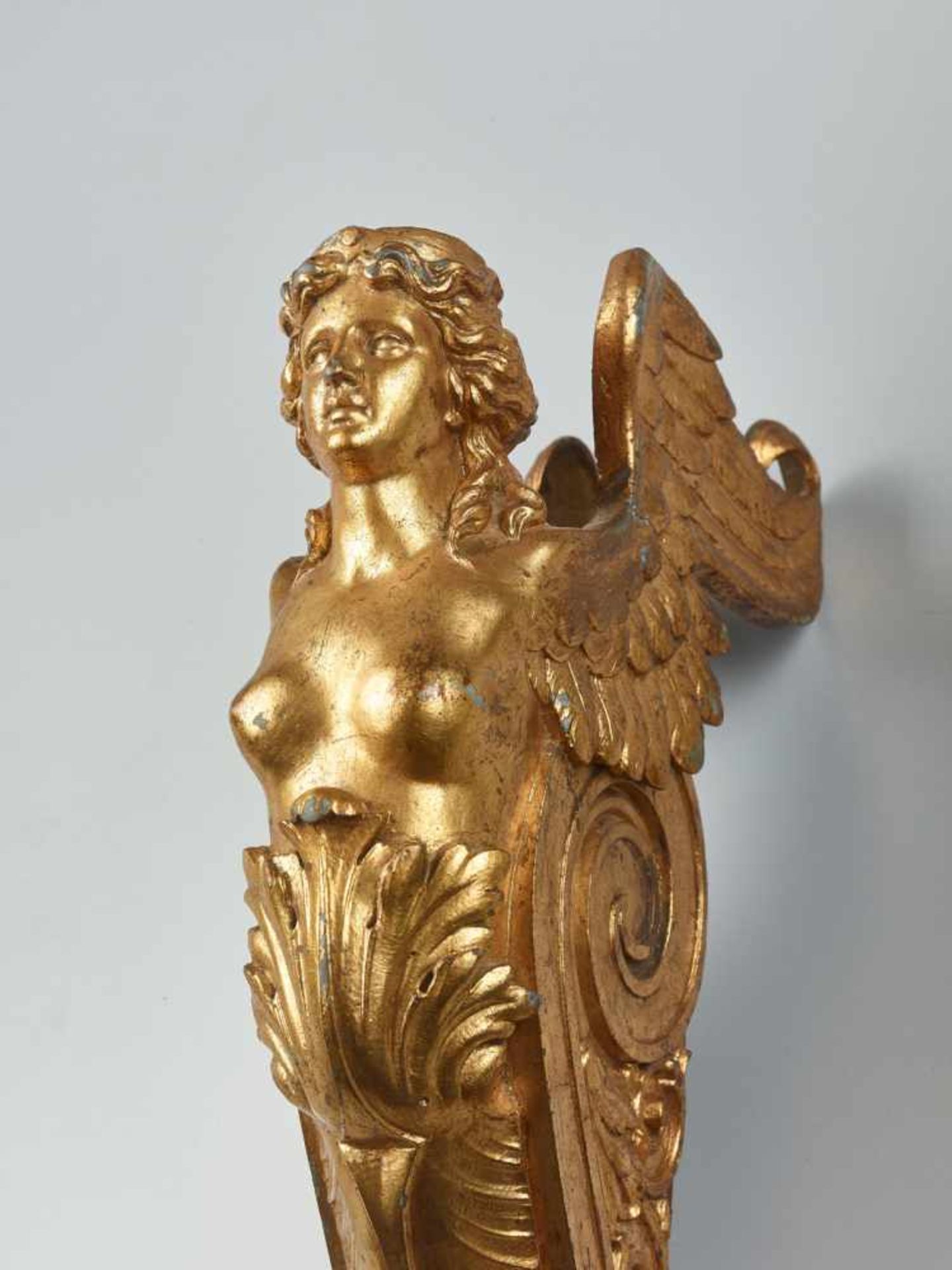 A LARGE VIENNESE PAIR OF 19TH CENTURY GILT CARYATIDSWhite metal with gold lacquer - Bild 2 aus 6