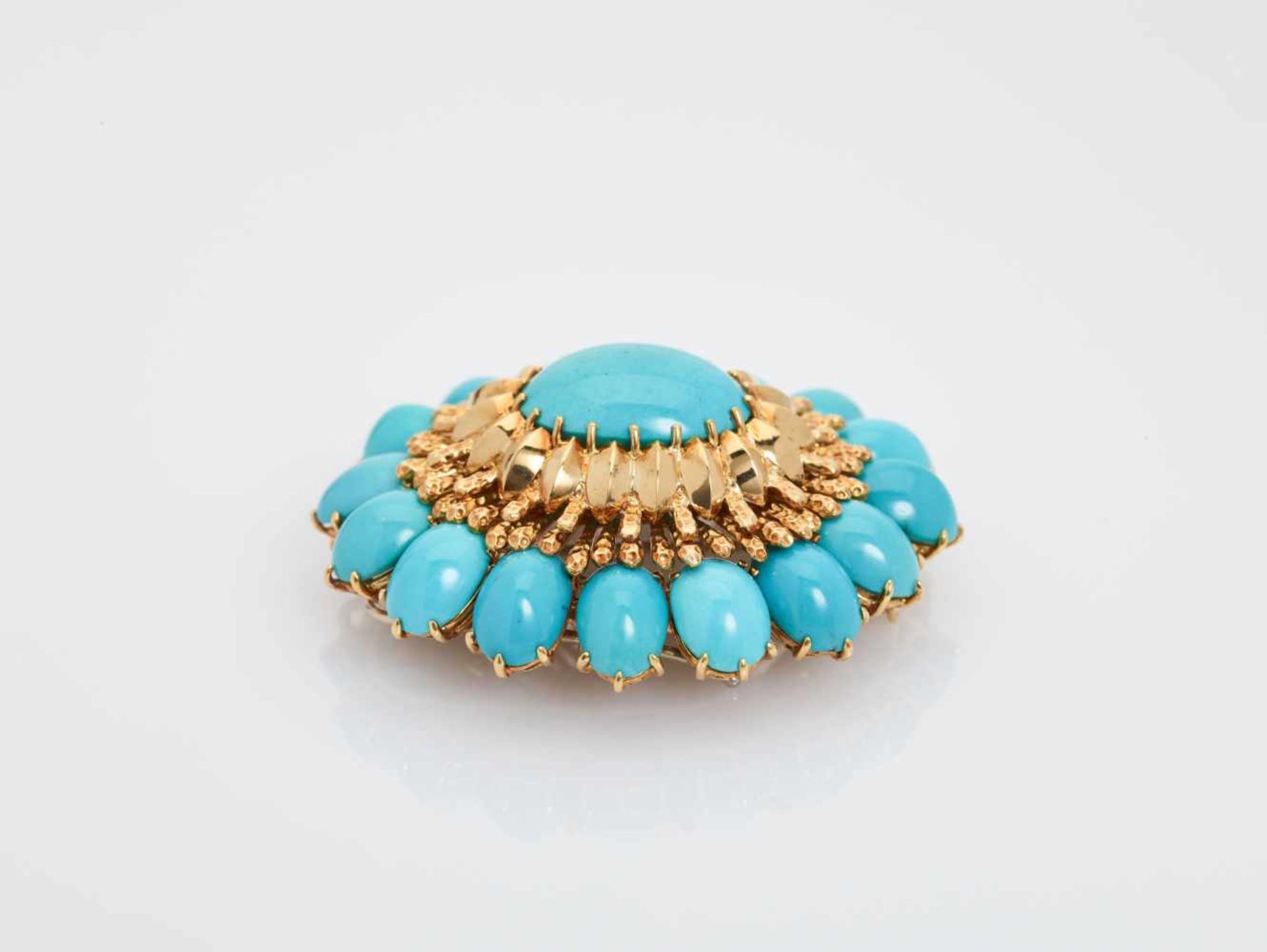 A DAVID WEBB 18 CARAT GOLD AND TURQUOISE ‘SOLEIL’ BROOCHNew York, USAca. 1960, signed ‘WEBB’ on - Image 4 of 8