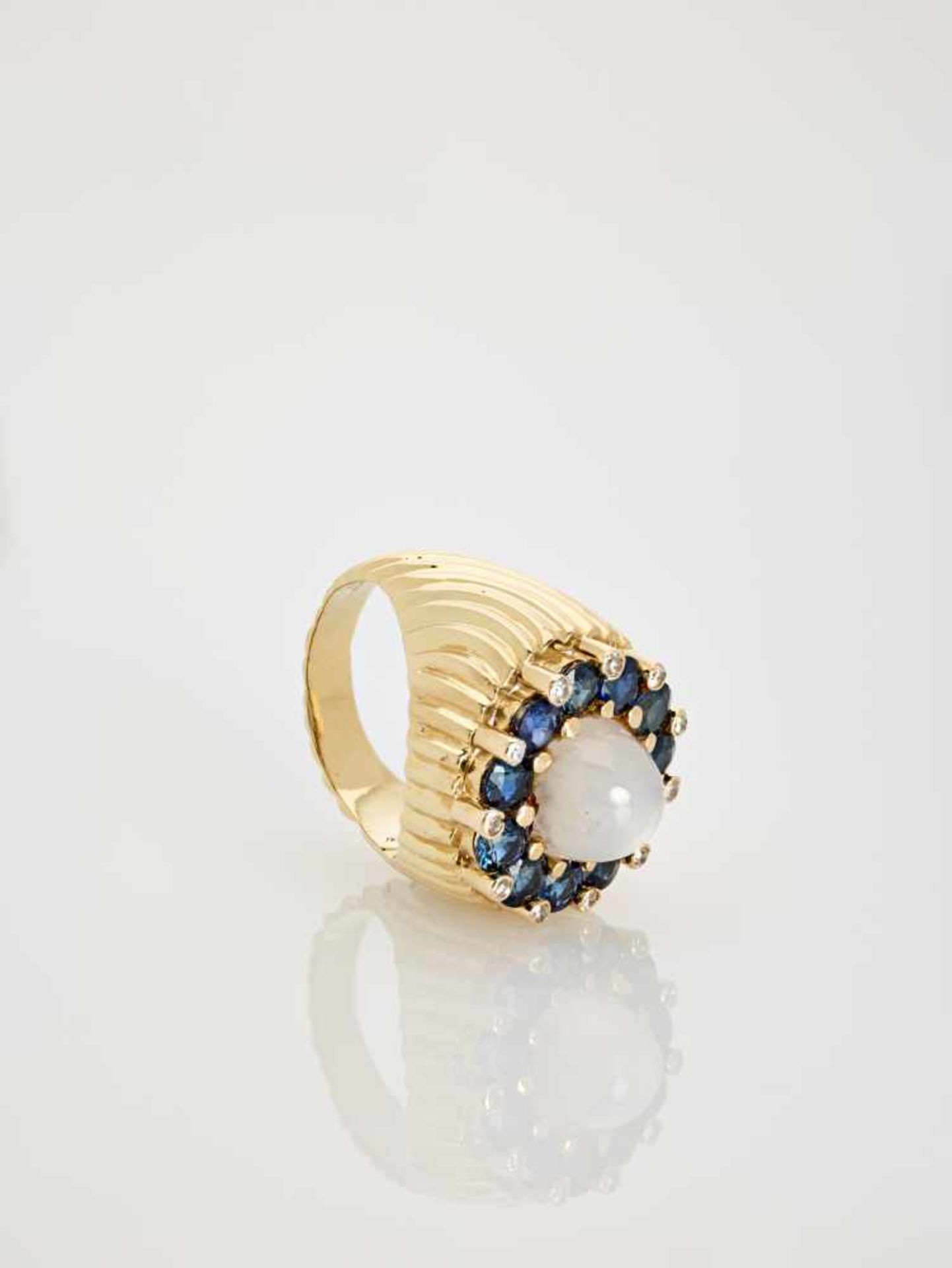 A SAPPHIRE, DIAMOND AND MOONSTONE YELLOW GOLD COCKTAIL RING BY PALTSCHOAustriaErwin Paltscho, - Image 3 of 7