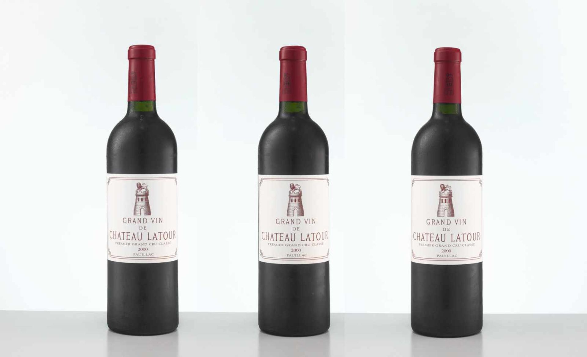 3 BOTTLES 2000 CHÂTEAU LATOUR PAUILLACPauillac, Bordeaux/France2000Original filling quantity: 0.75