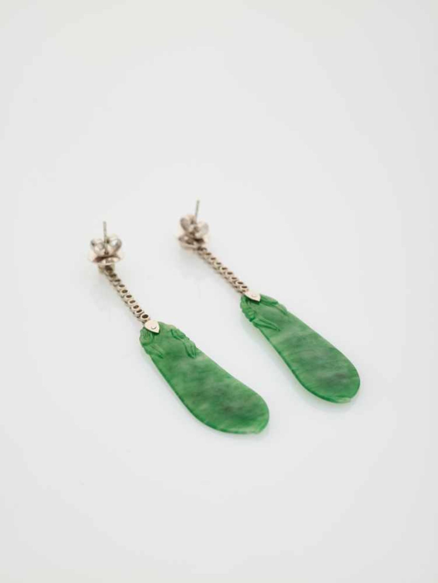 A PAIR OF APPLE GREEN JADE AND DIAMOND PENDANT EARRINGSpossibly Frenchafter 1930, marked ‘750’Each - Image 2 of 6
