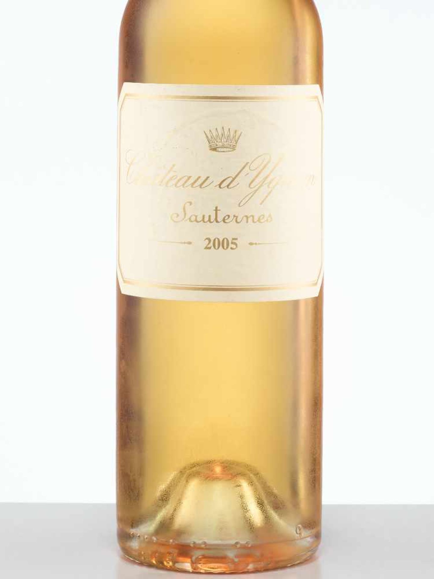 1 BOTTLE 2005 CHÂTEAU D’YQUEM SAUTERNESSauternes, Bordeaux/France2005Original filling quantity: 0.75 - Image 2 of 4