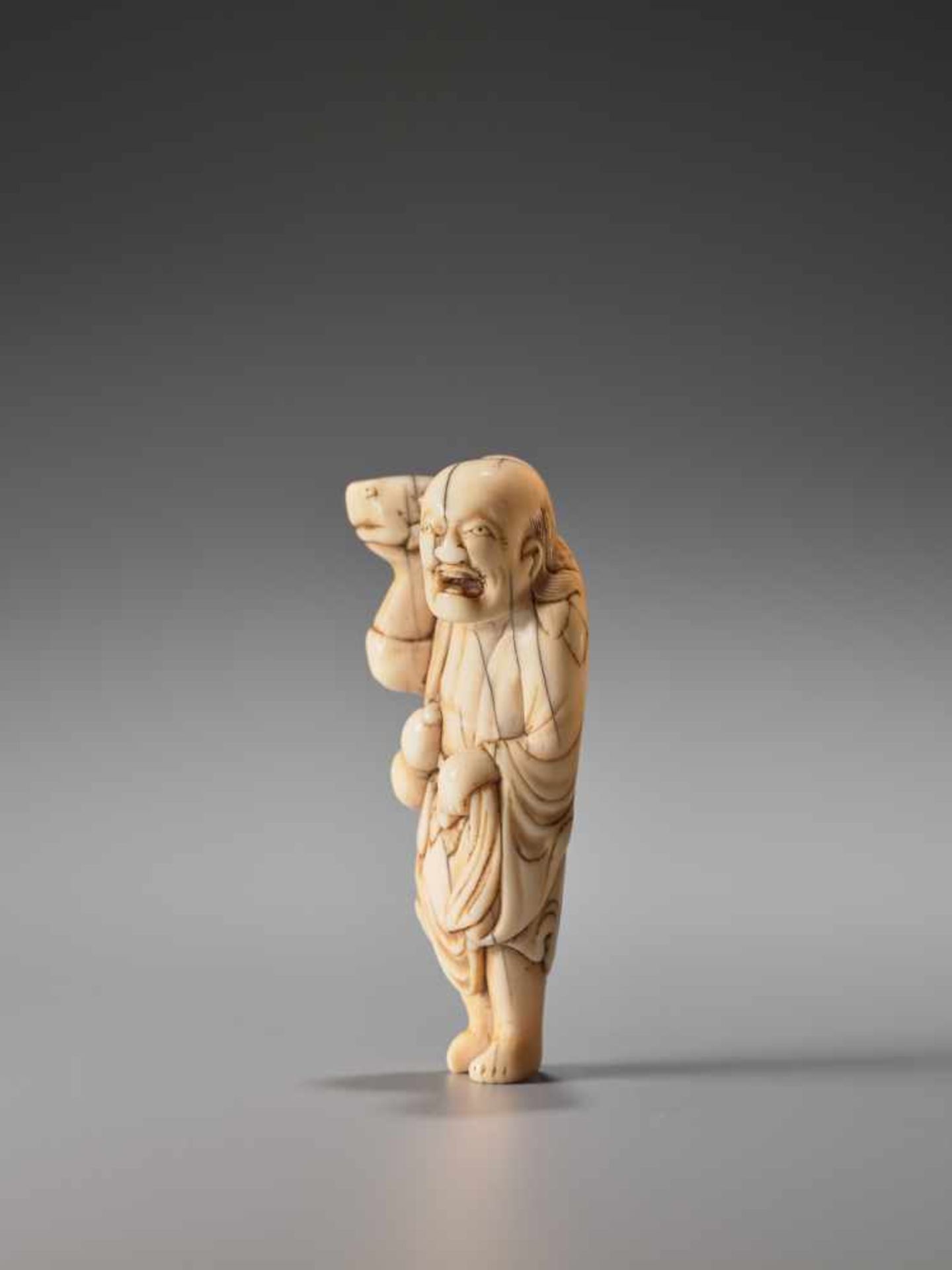 A POWERFUL IVORY NETSUKE OF GAMA SENNINIvory netsukeJapan18th century, Edo period (1615-1868)The - Image 3 of 6